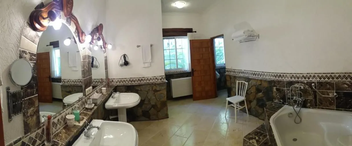 Hotel Villa Lehmi