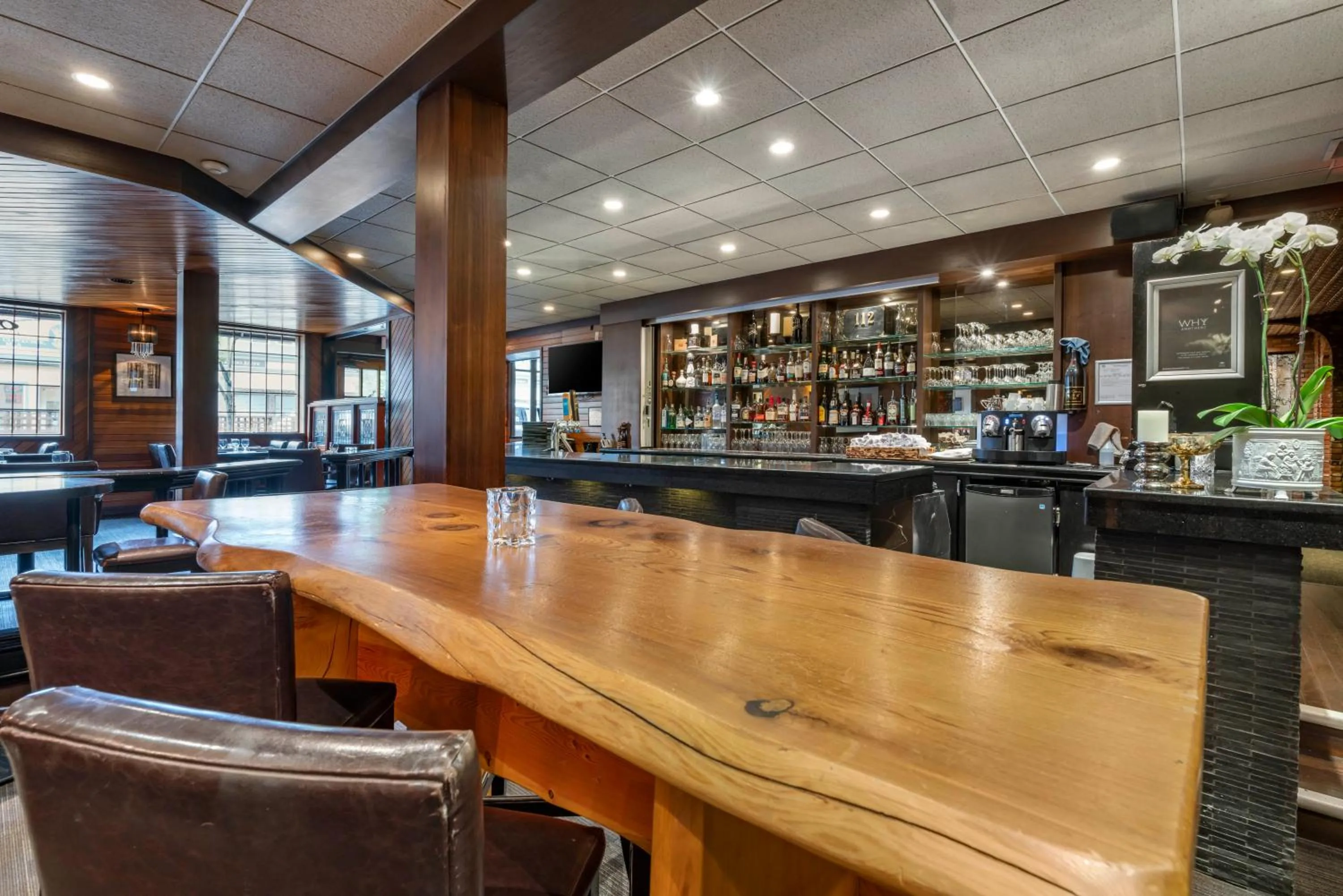 Restaurant/places to eat in Regent Hotel Revelstoke