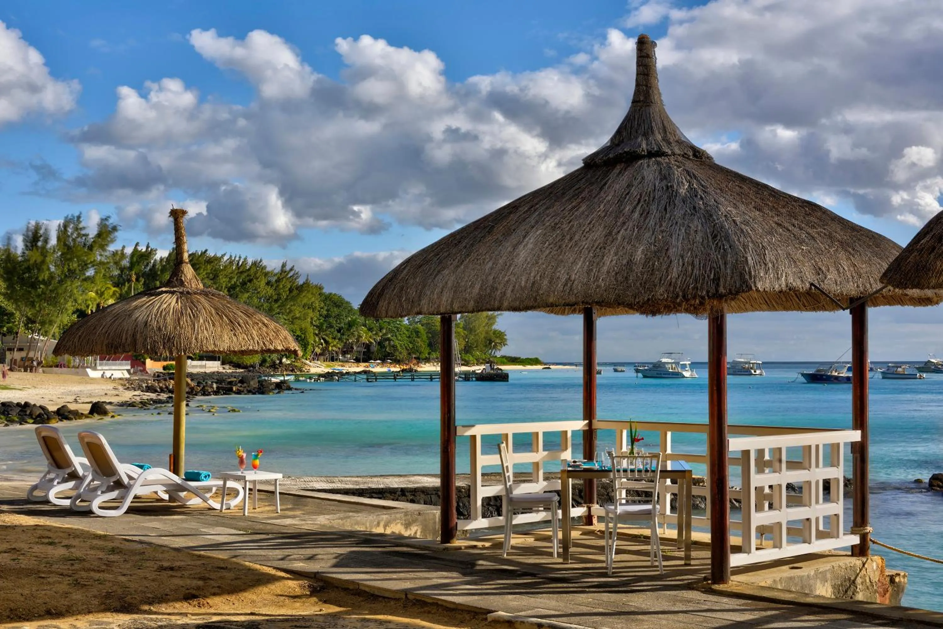 Beach in Coral Azur Beach Resort Mont Choisy