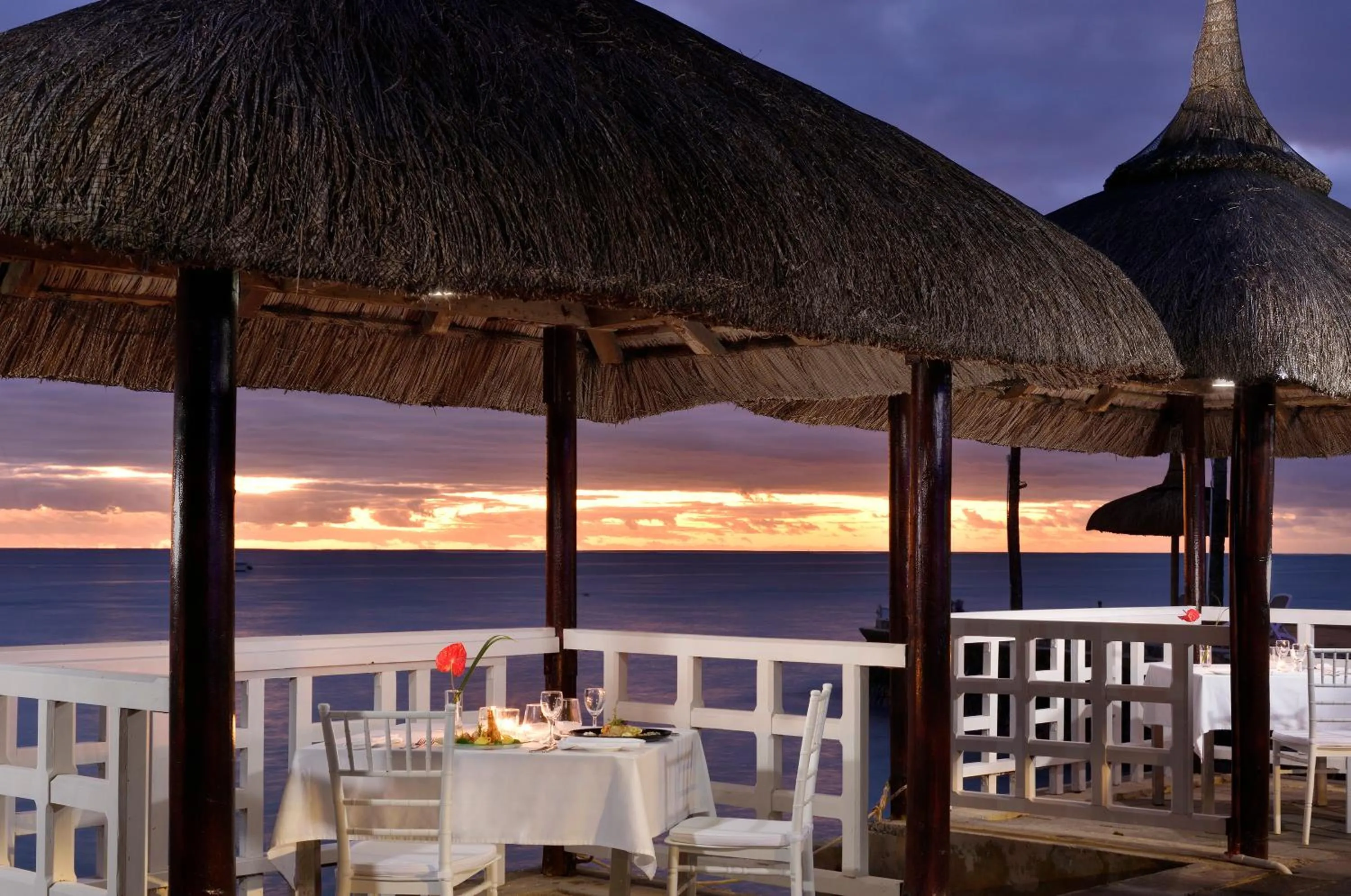 Restaurant/places to eat in Coral Azur Beach Resort Mont Choisy