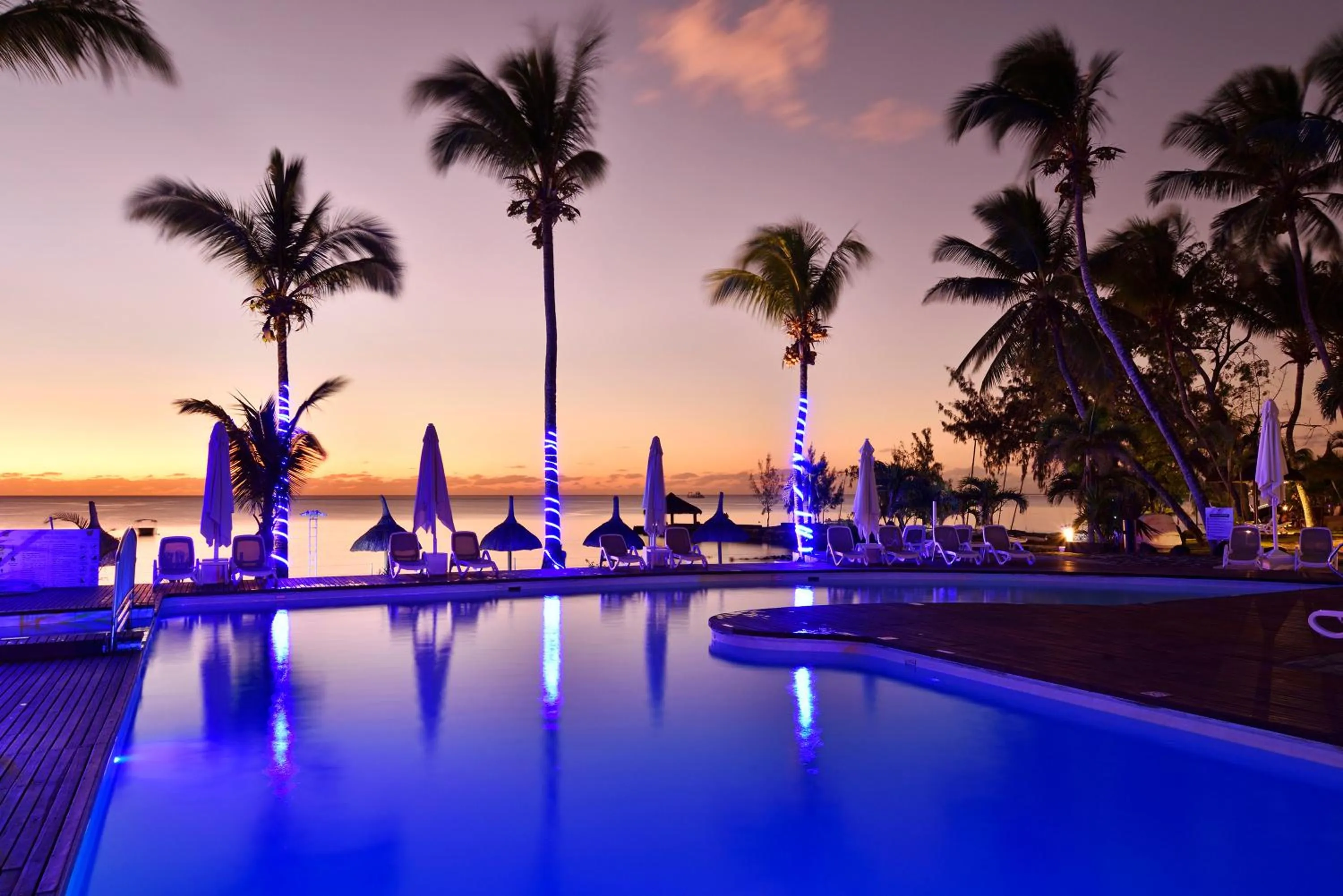 Sunset in Coral Azur Beach Resort Mont Choisy