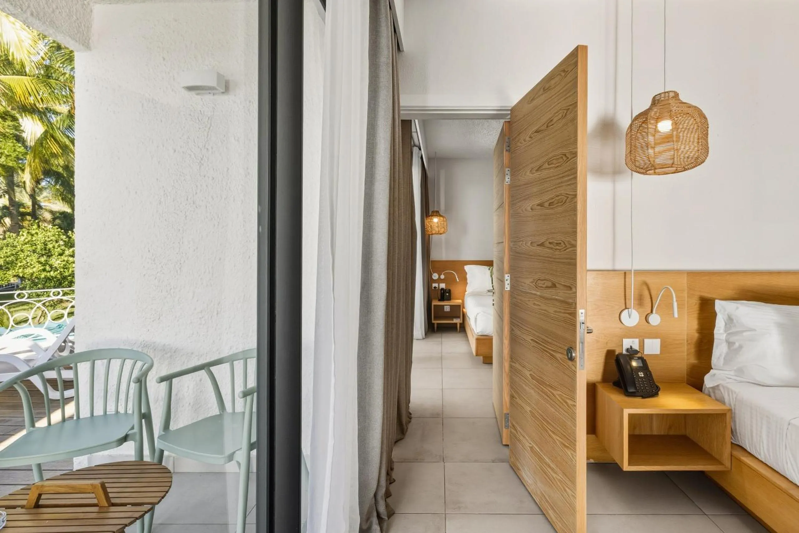 Bed in Coral Azur Beach Resort Mont Choisy