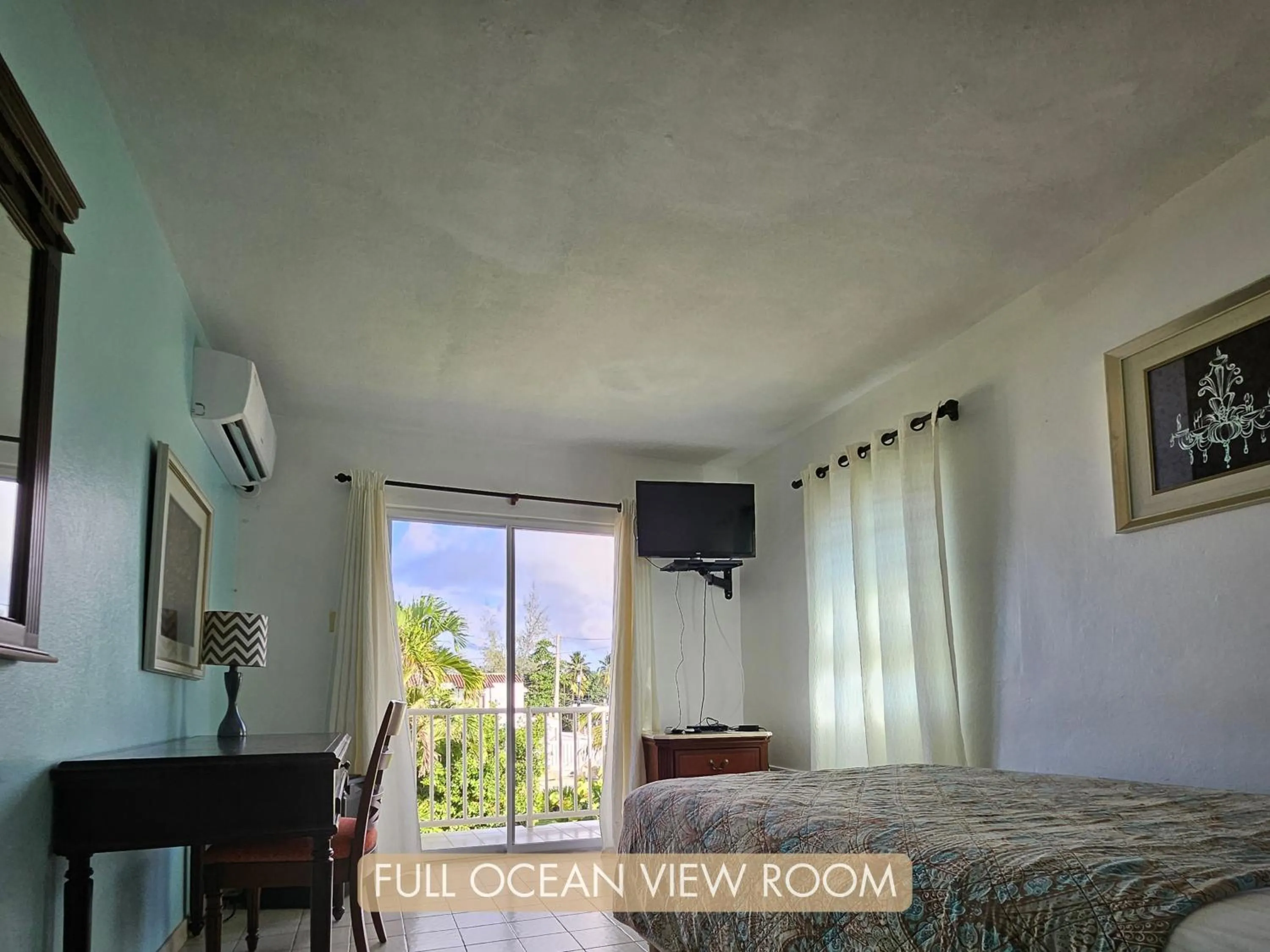 Bed in Selva Boutique Hotel - Luquillo Oceanfront Retreat - Adults Only