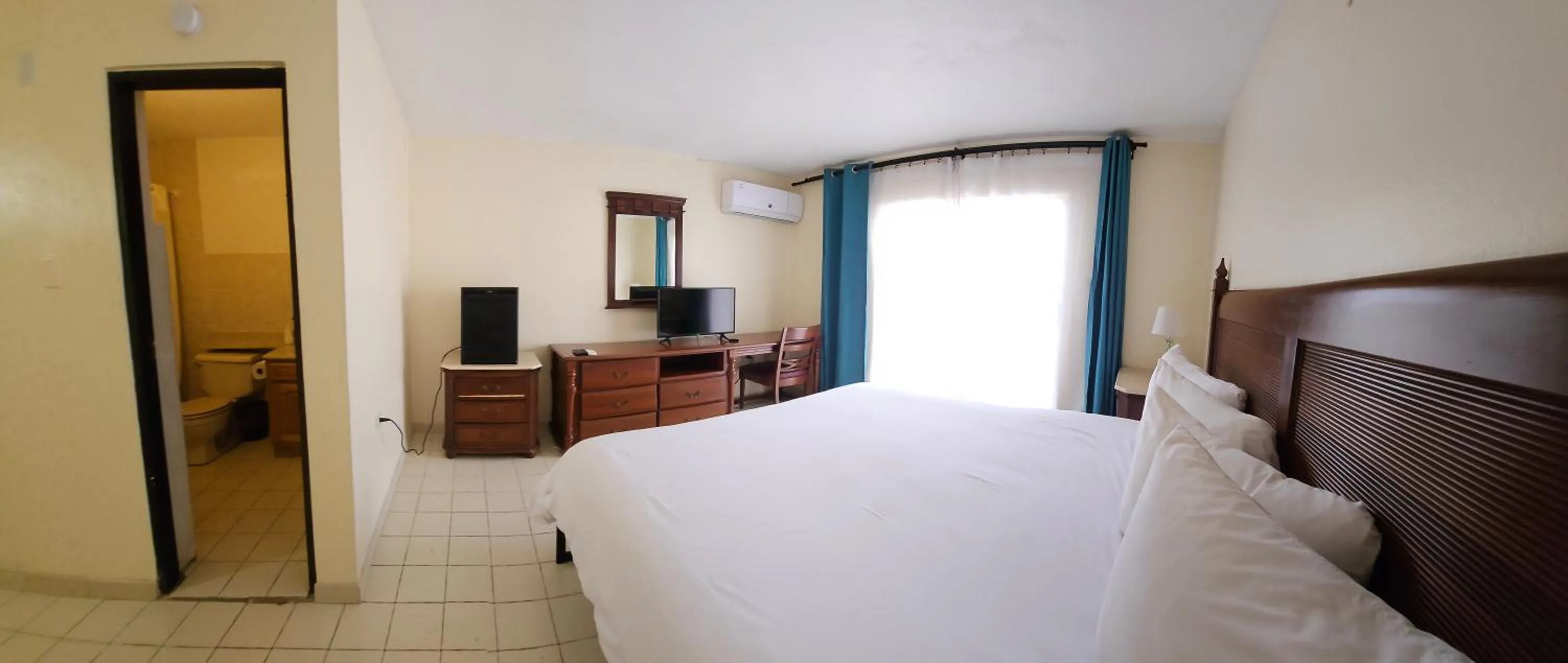 Bed in Selva Boutique Hotel - Luquillo Oceanfront Retreat - Adults Only