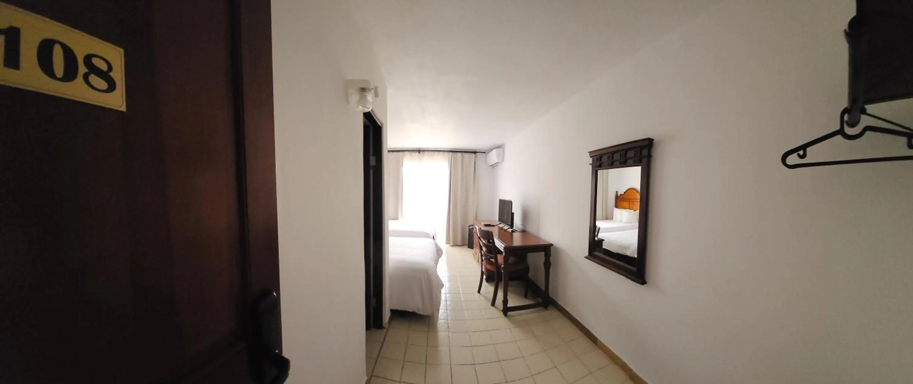 Selva Boutique Hotel - Luquillo Oceanfront Retreat - Adults Only