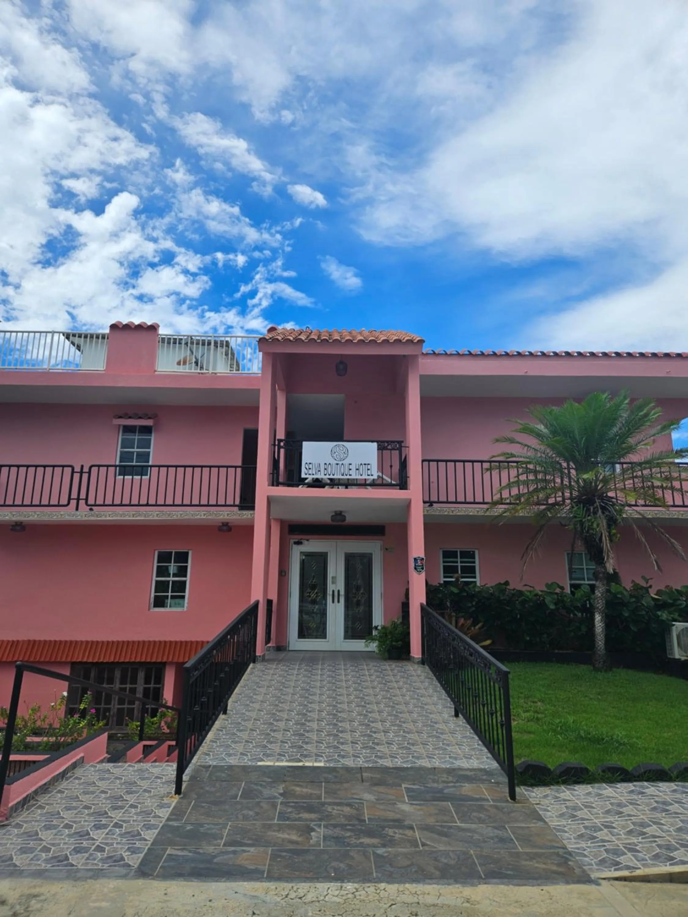 Selva Boutique Hotel - Luquillo Oceanfront Retreat - Adults Only