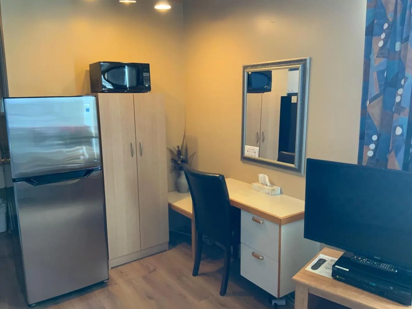 TV and multimedia in Motel Rayalco