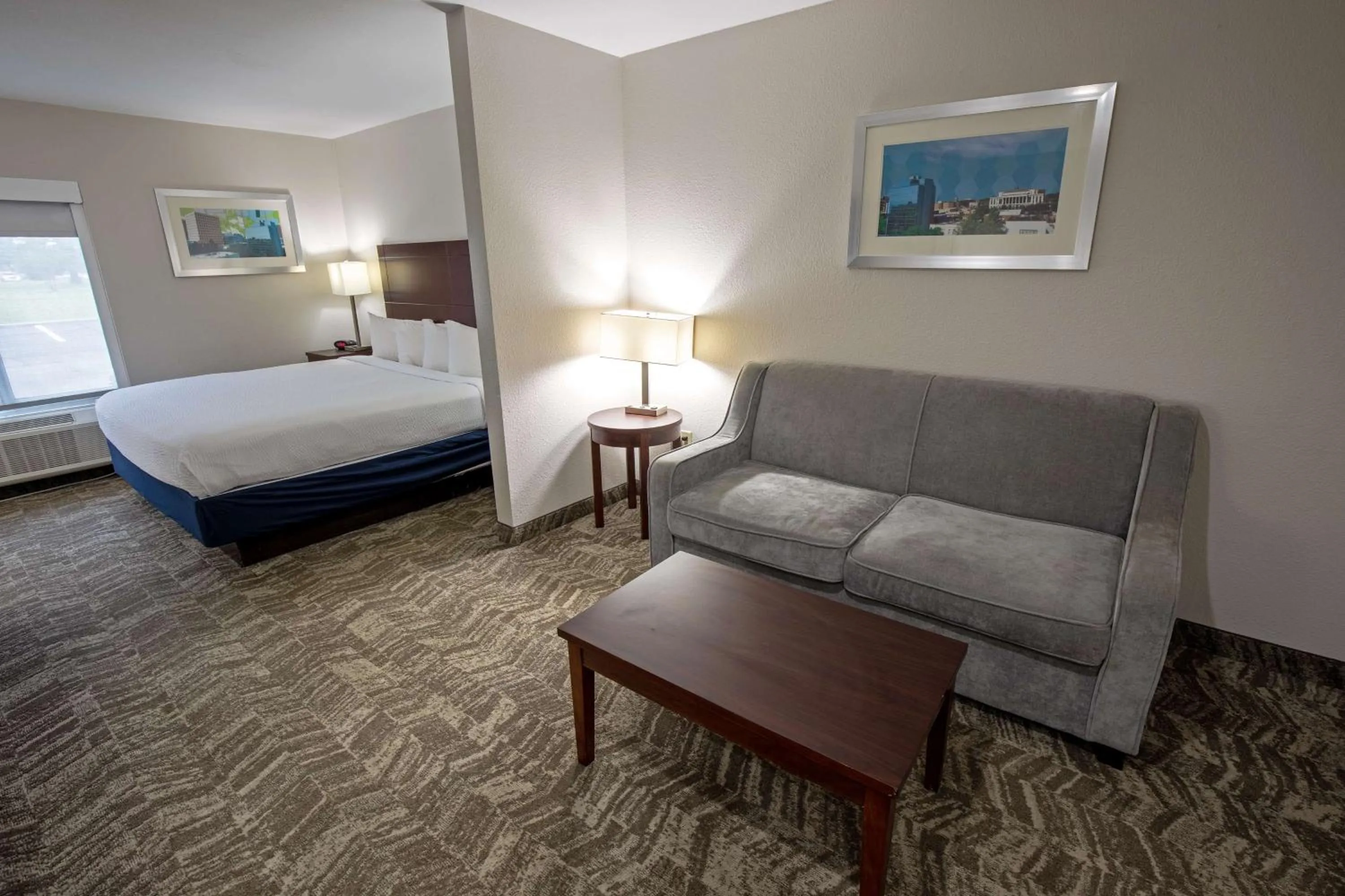 Bedroom, Bed in Best Western Plus Lafayette Vermilion River Inn & Suites