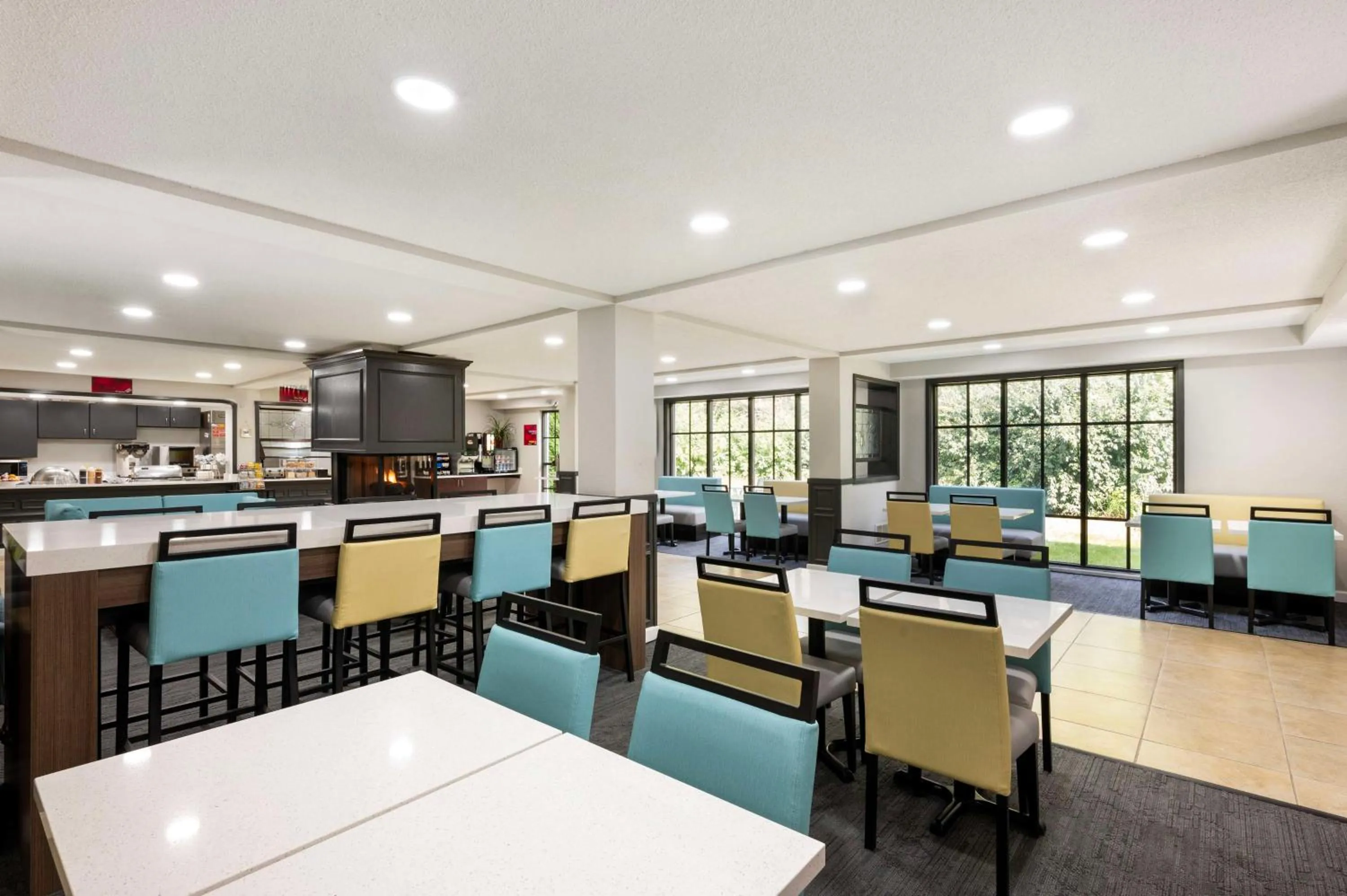 Breakfast in Best Western Plus Anderson