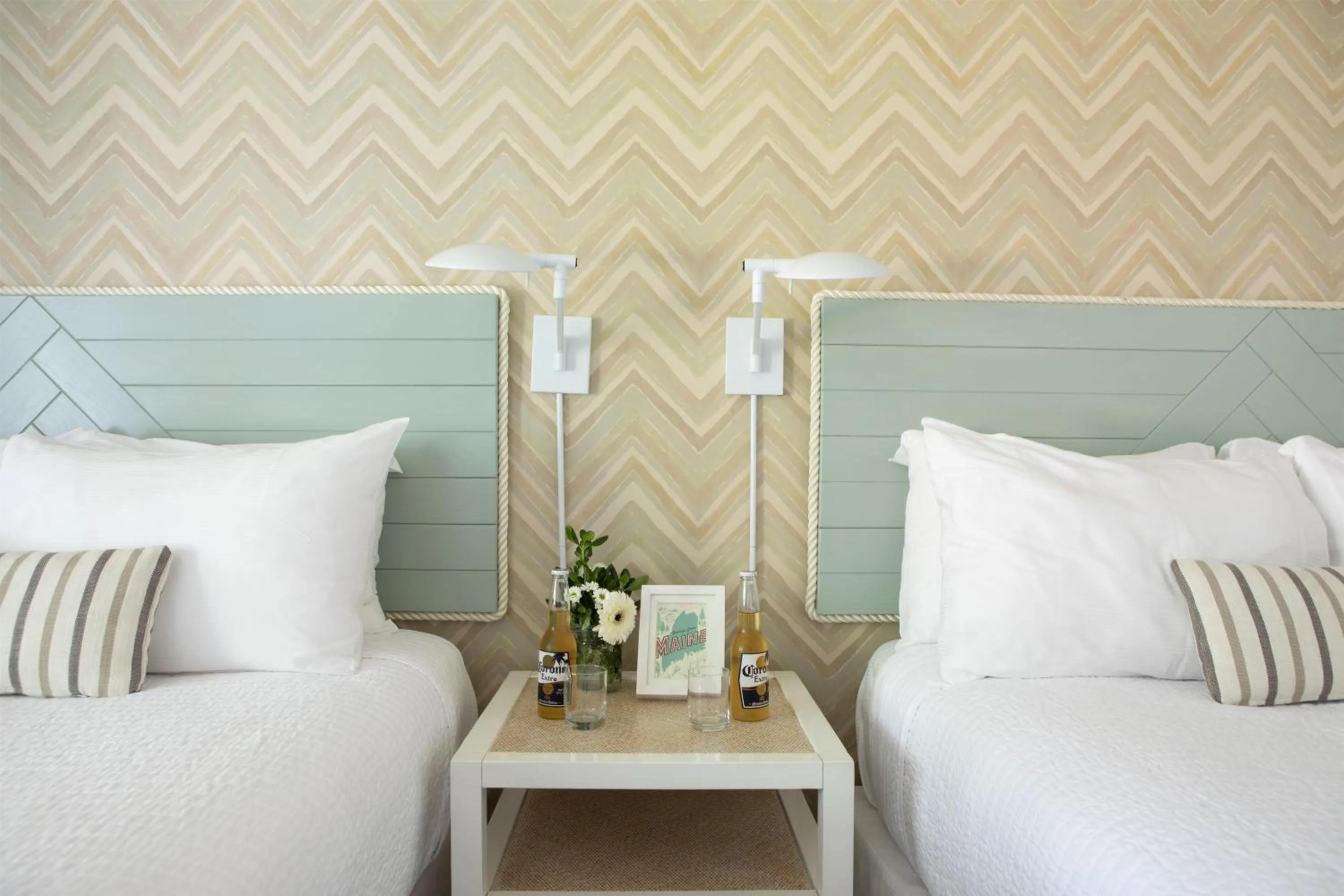 Bedroom, Bed in The Lodge on the Cove