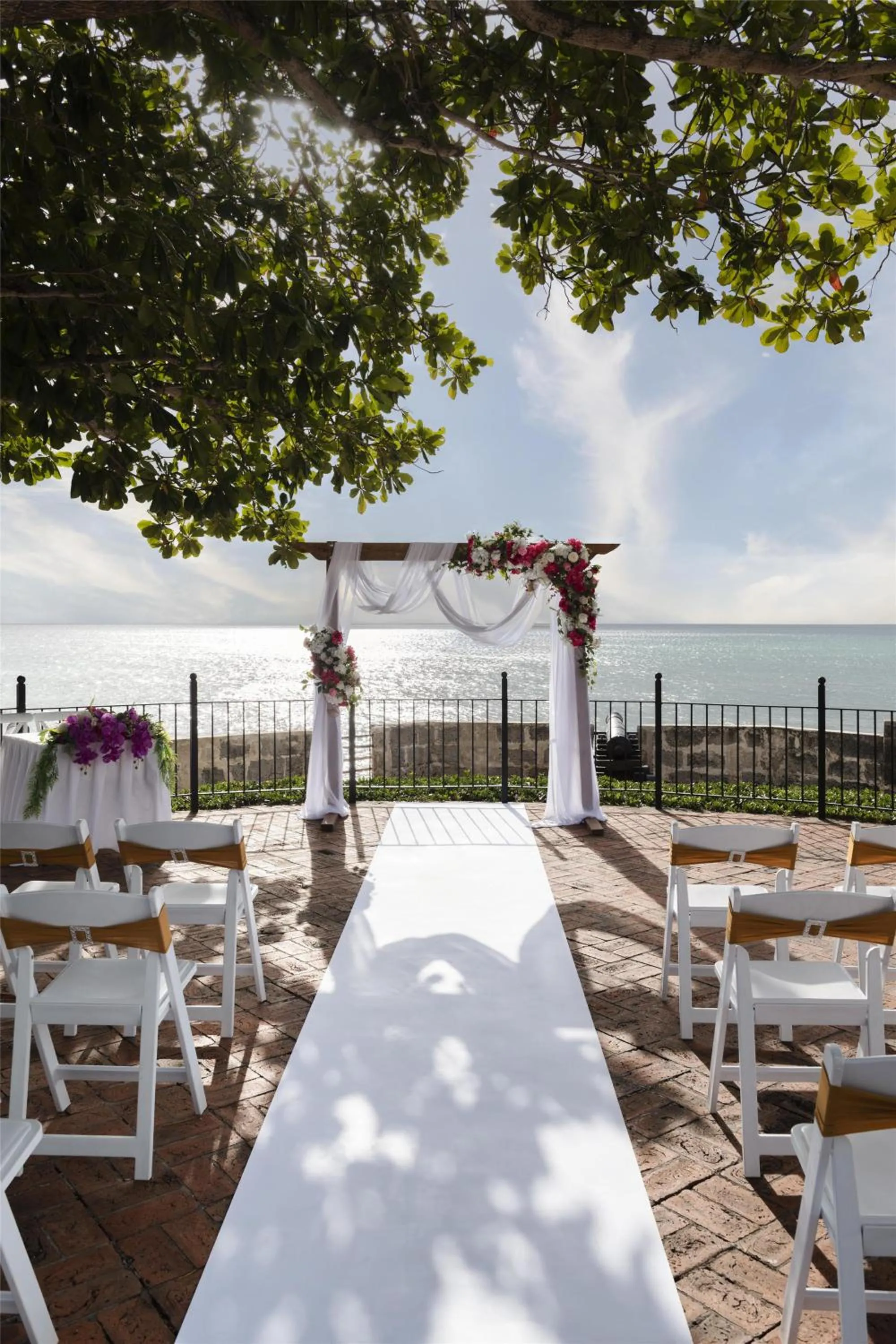 Inner courtyard view in Hilton Barbados Resort