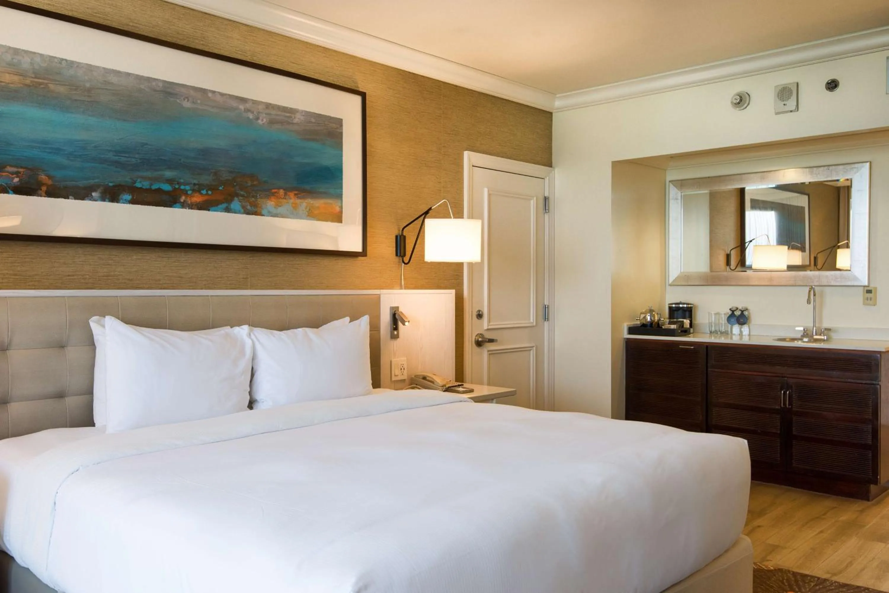 Bed in Hilton Barbados Resort