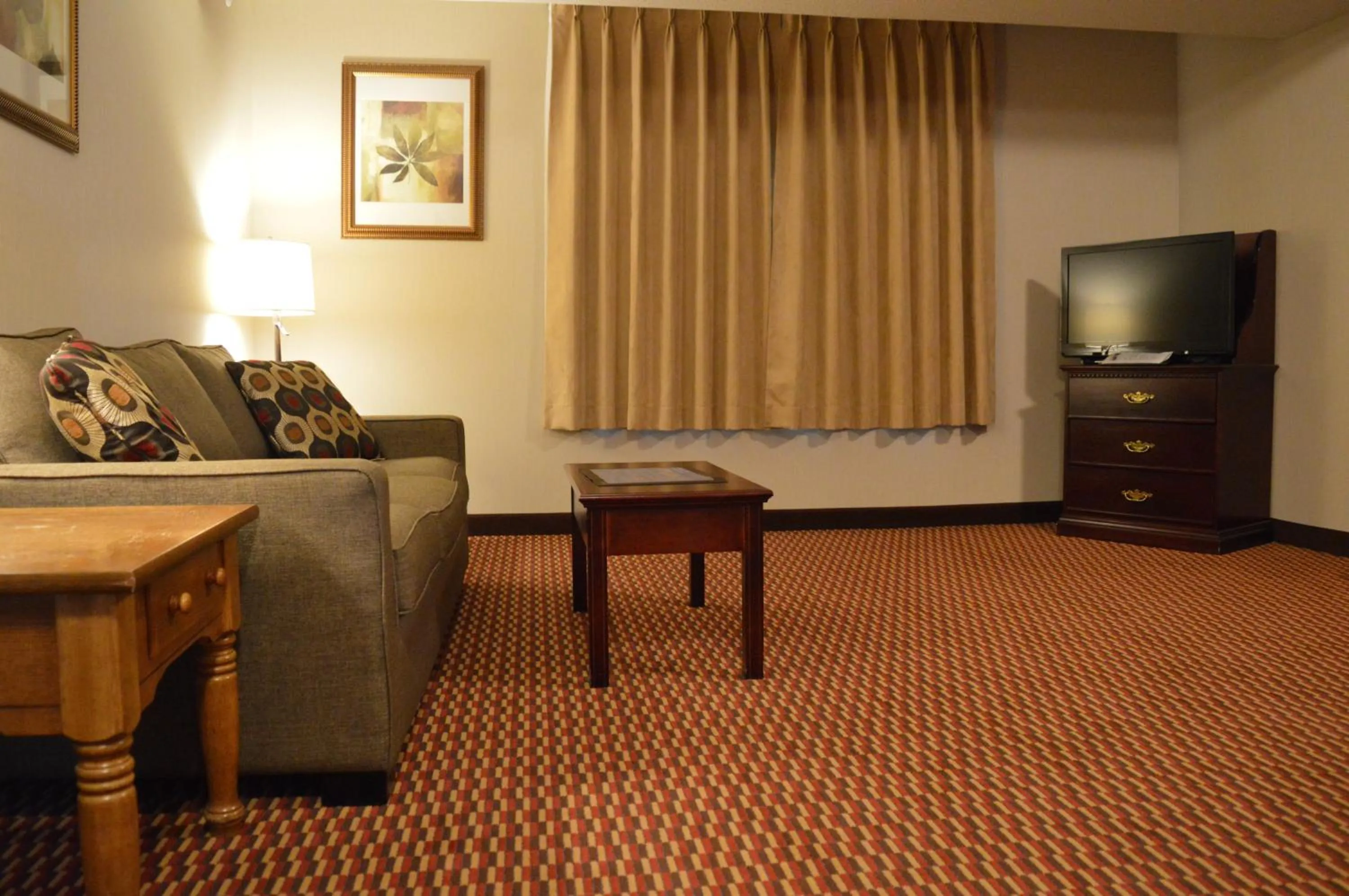 Living room in Best Western of Olds