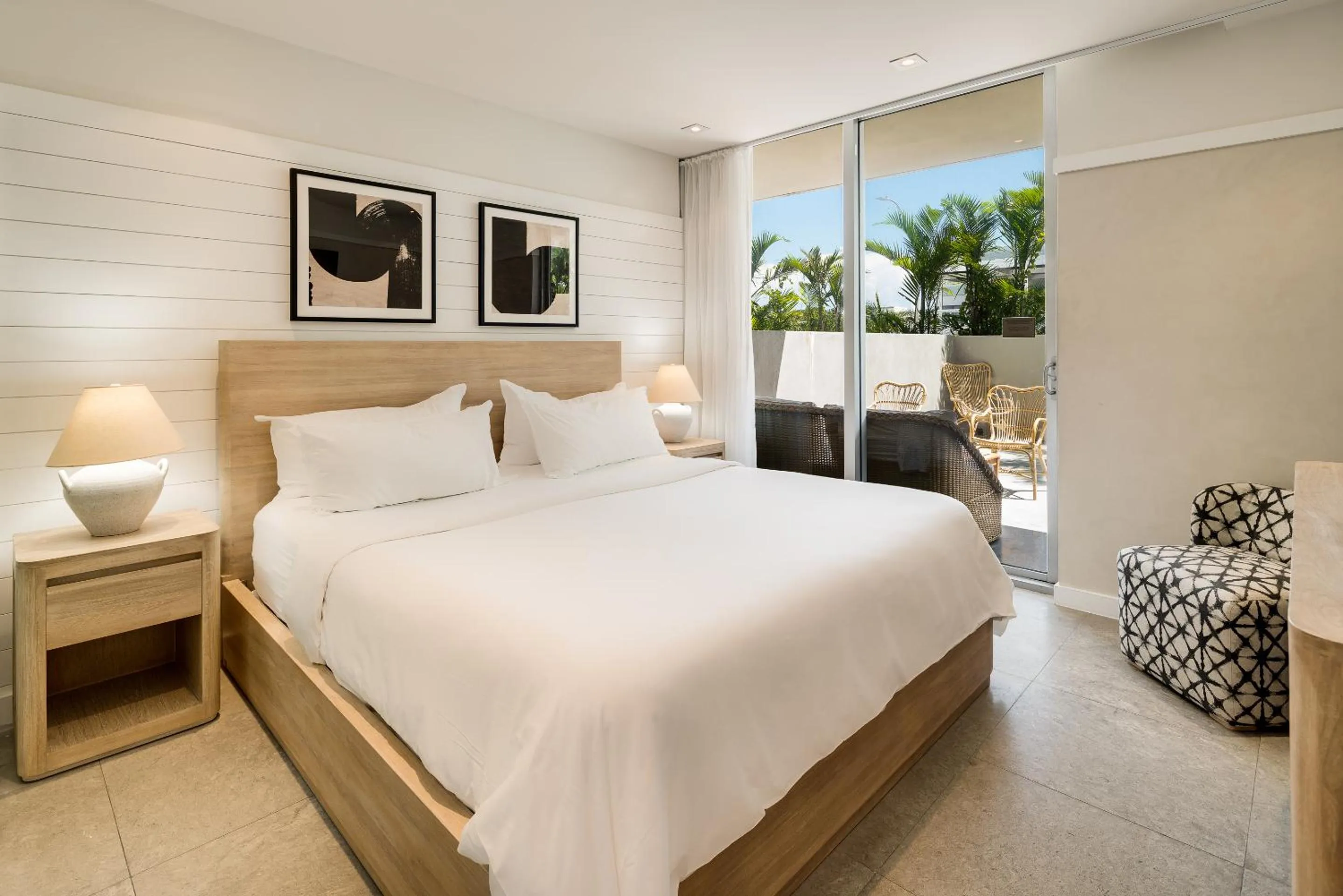 Bedroom, Bed in Boulan South Beach