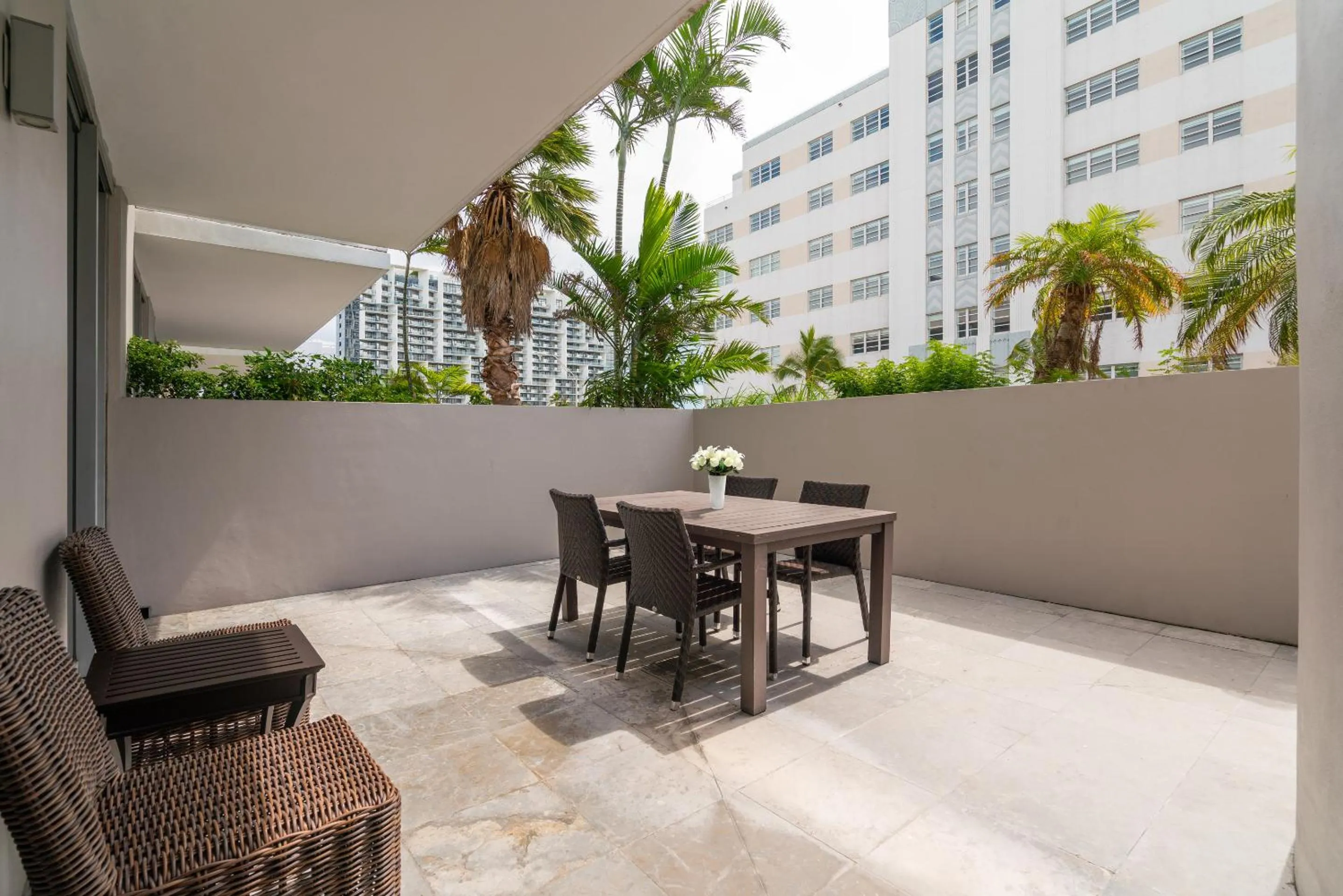 Balcony/Terrace in Boulan South Beach