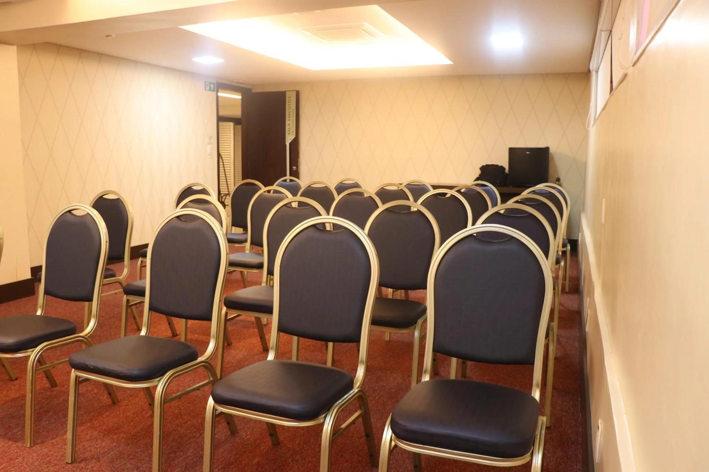 Meeting/conference room in Indaiá Park Hotel