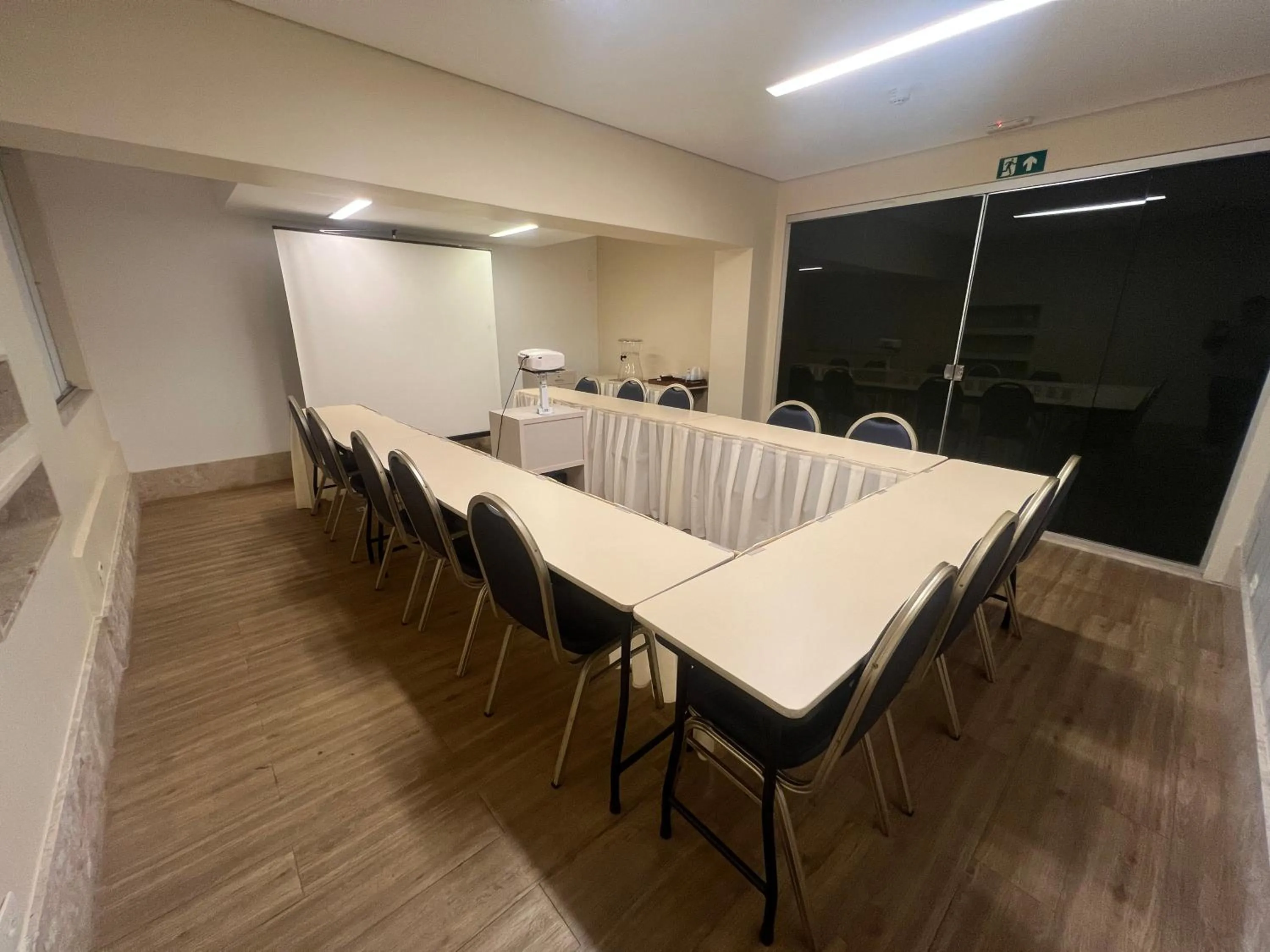 Meeting/conference room in Indaiá Park Hotel