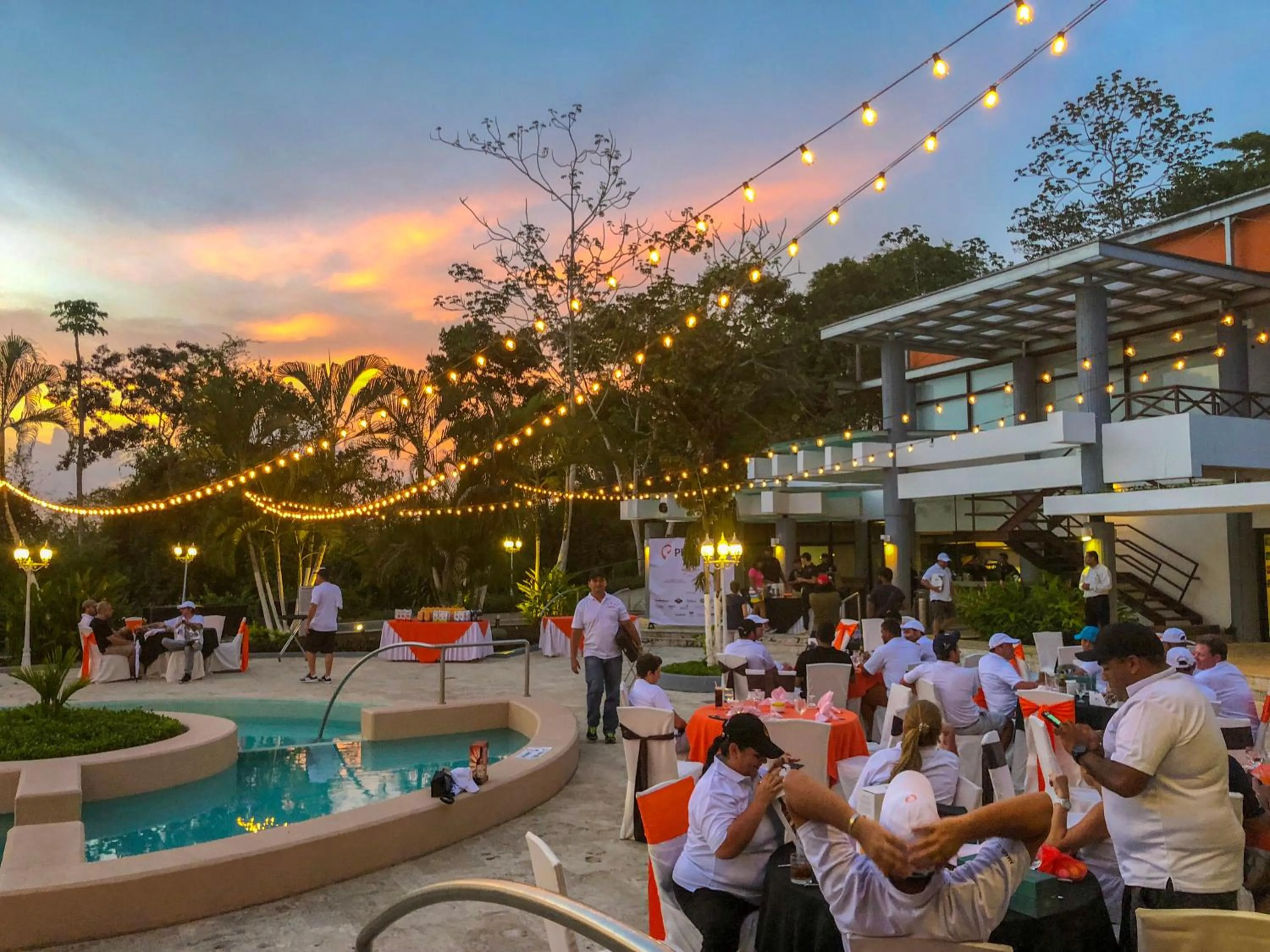 Restaurant/places to eat in Summit Rainforest Golf Resort & All Inclusive