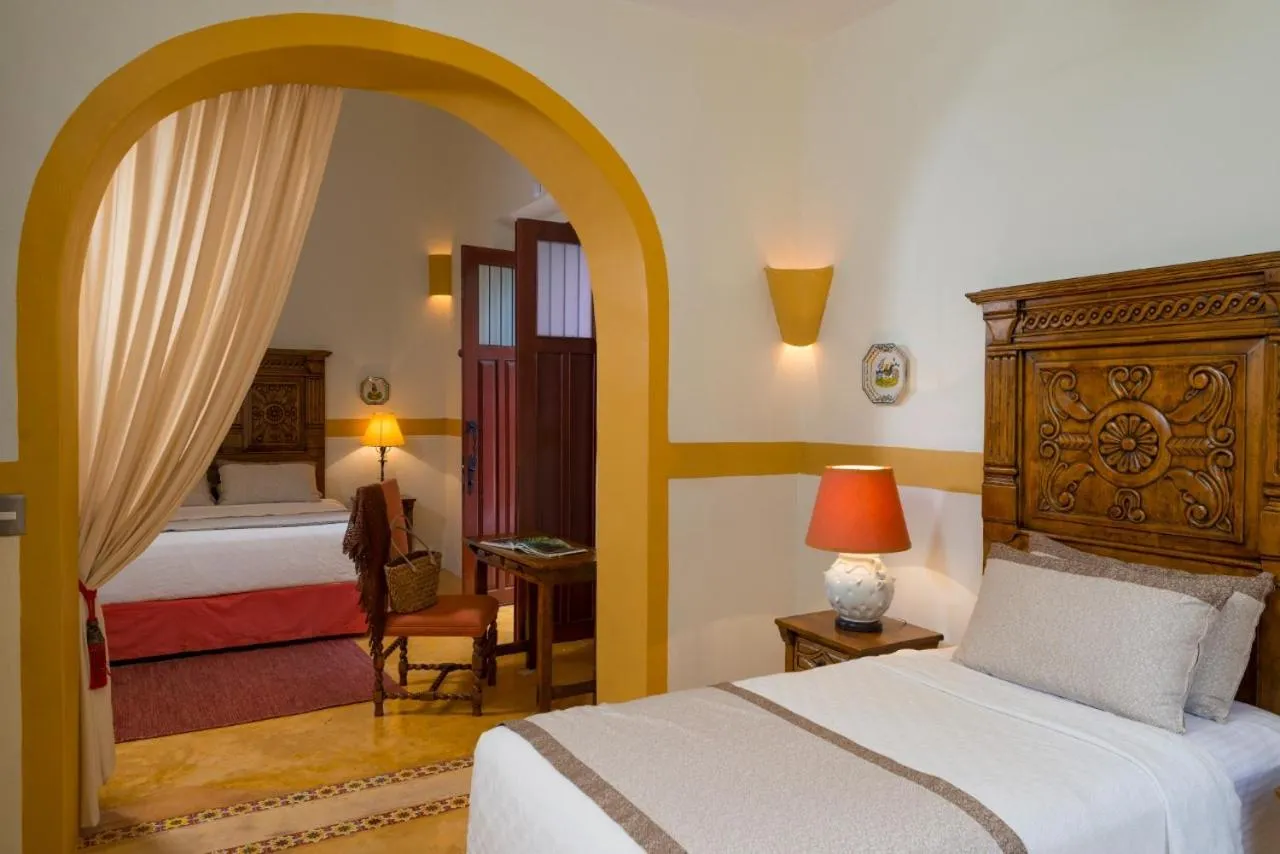Photo of the whole room in Hacienda Santa Cruz Merida