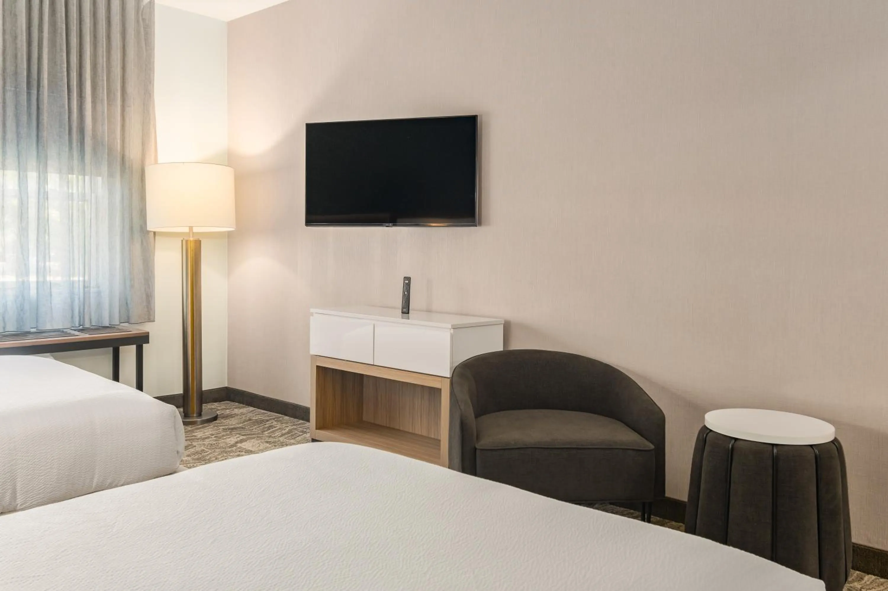 Bed in SpringHill Suites by Marriott Freeport Brunswick