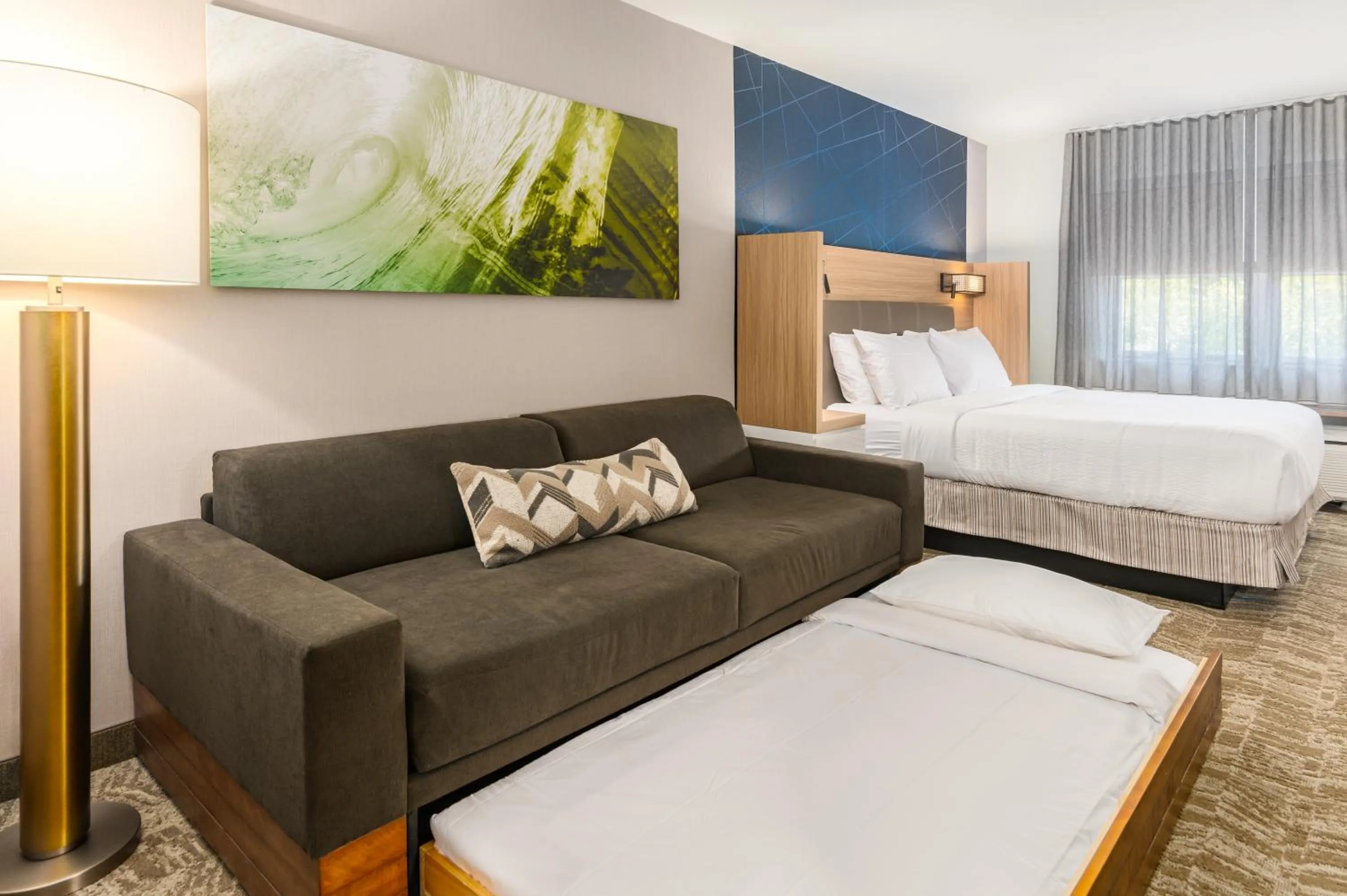 Bed in SpringHill Suites by Marriott Freeport Brunswick