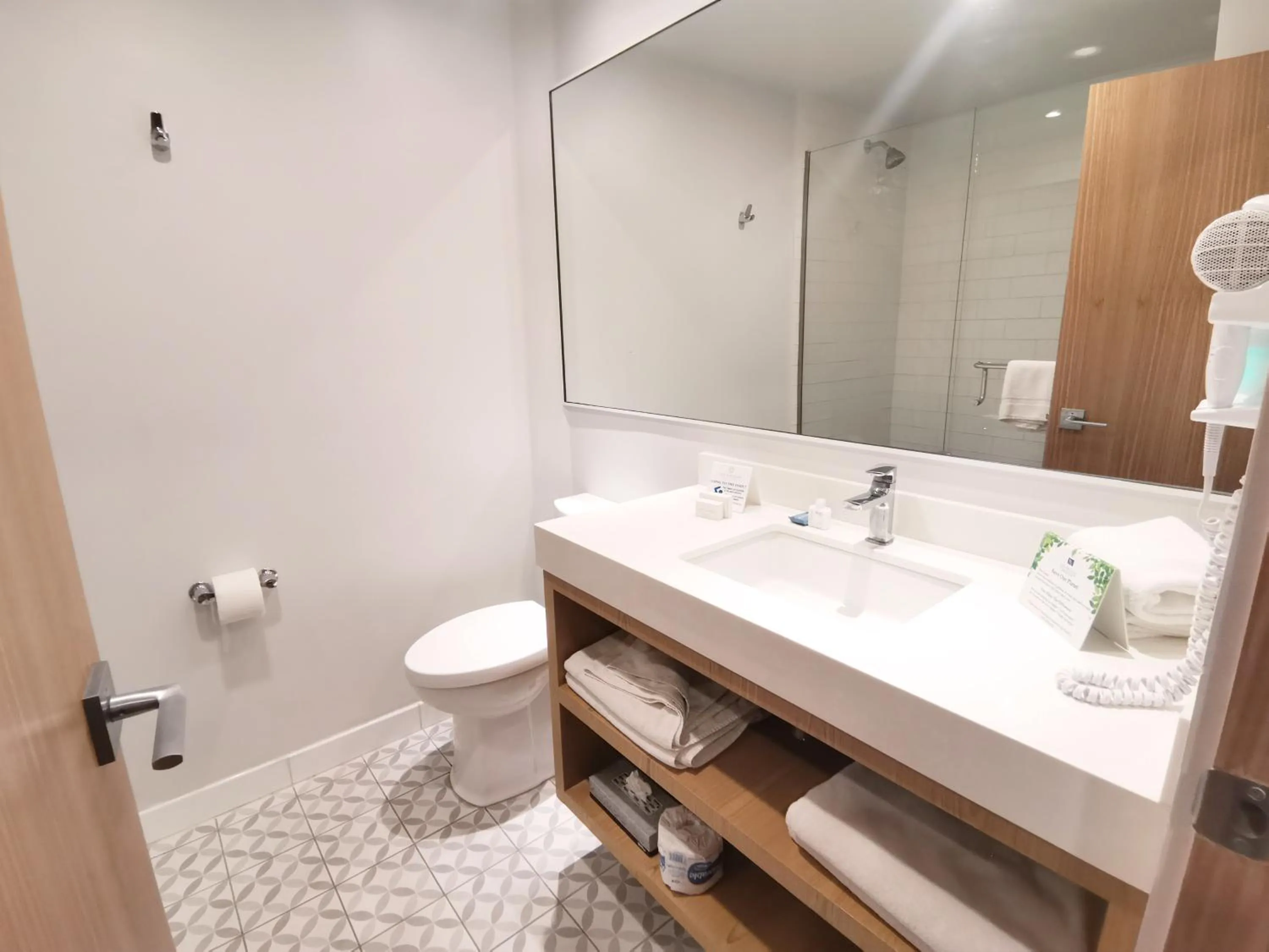 Bathroom in San Nicolas Hotel Casino