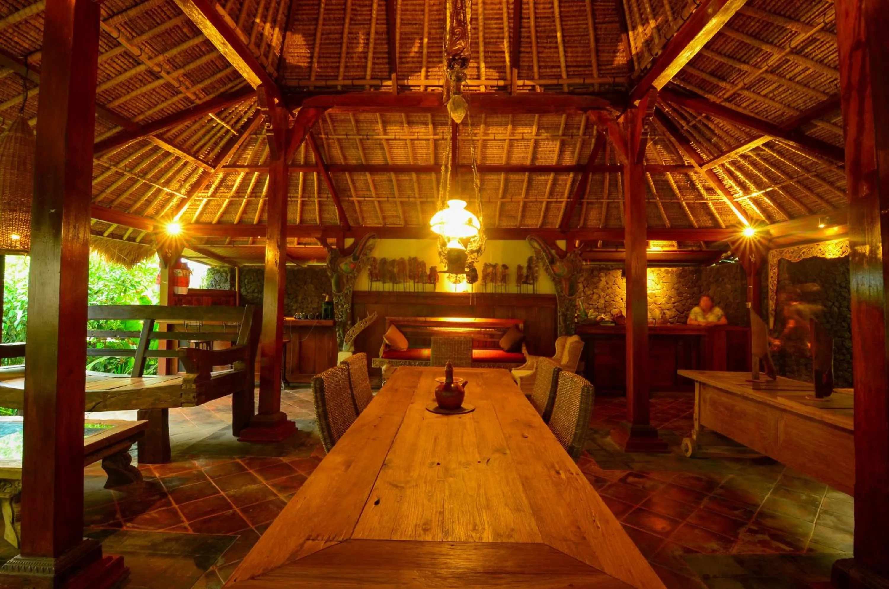 Restaurant/places to eat in Bintang House