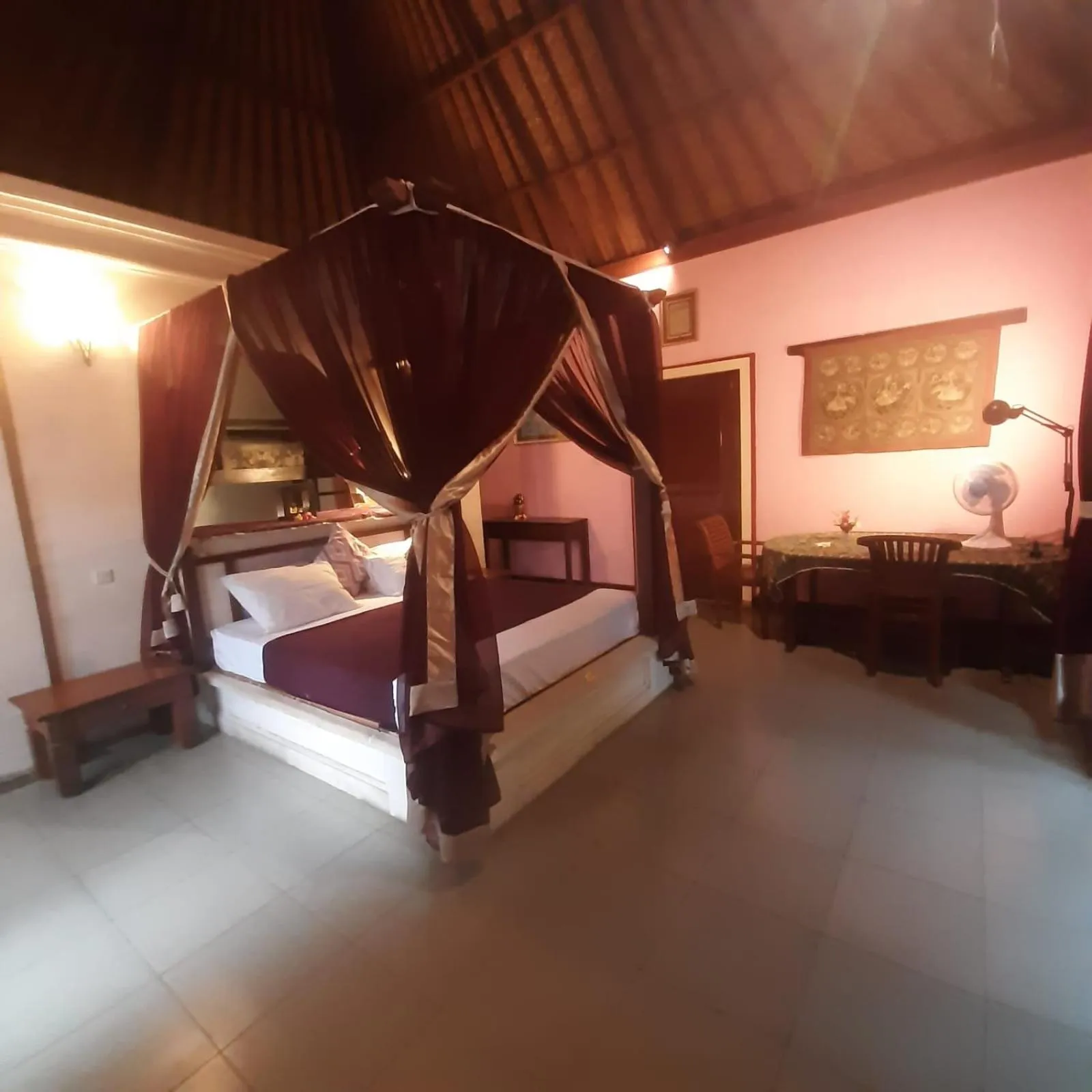 Photo of the whole room, Bed in Villa Shantitara Bungalows