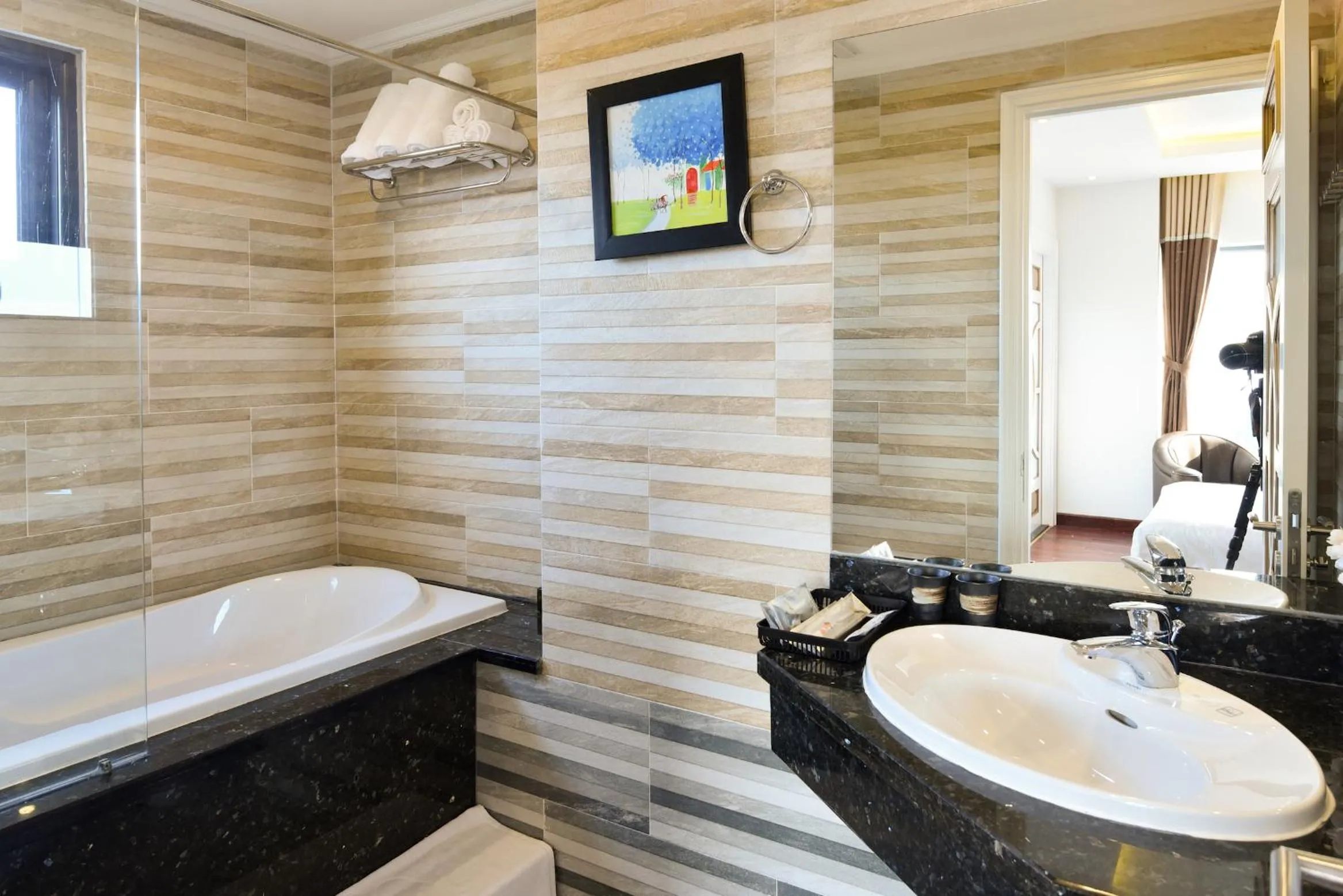 Bathroom in Rung Huong Apartment