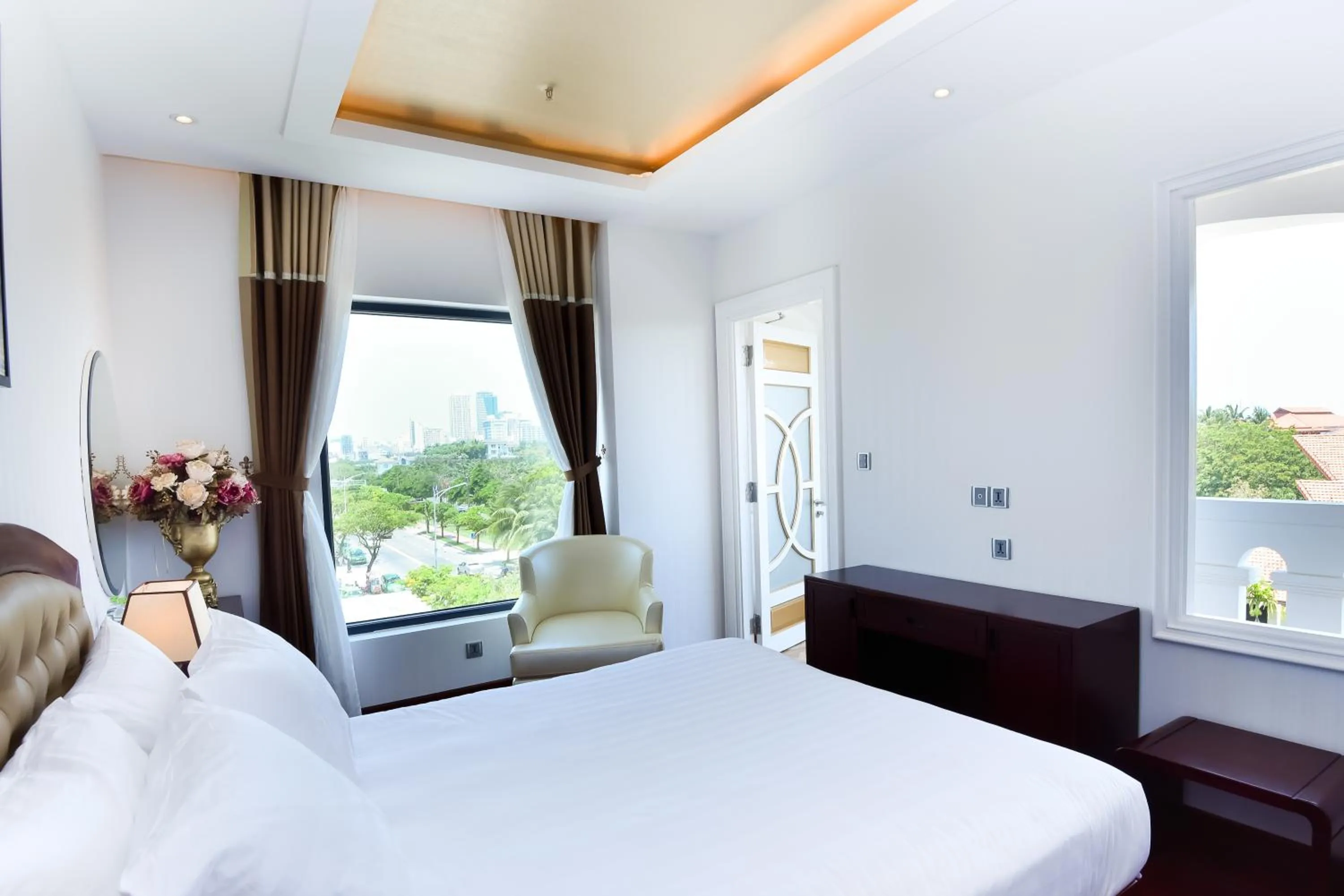 Bedroom, Bed in Rung Huong Apartment