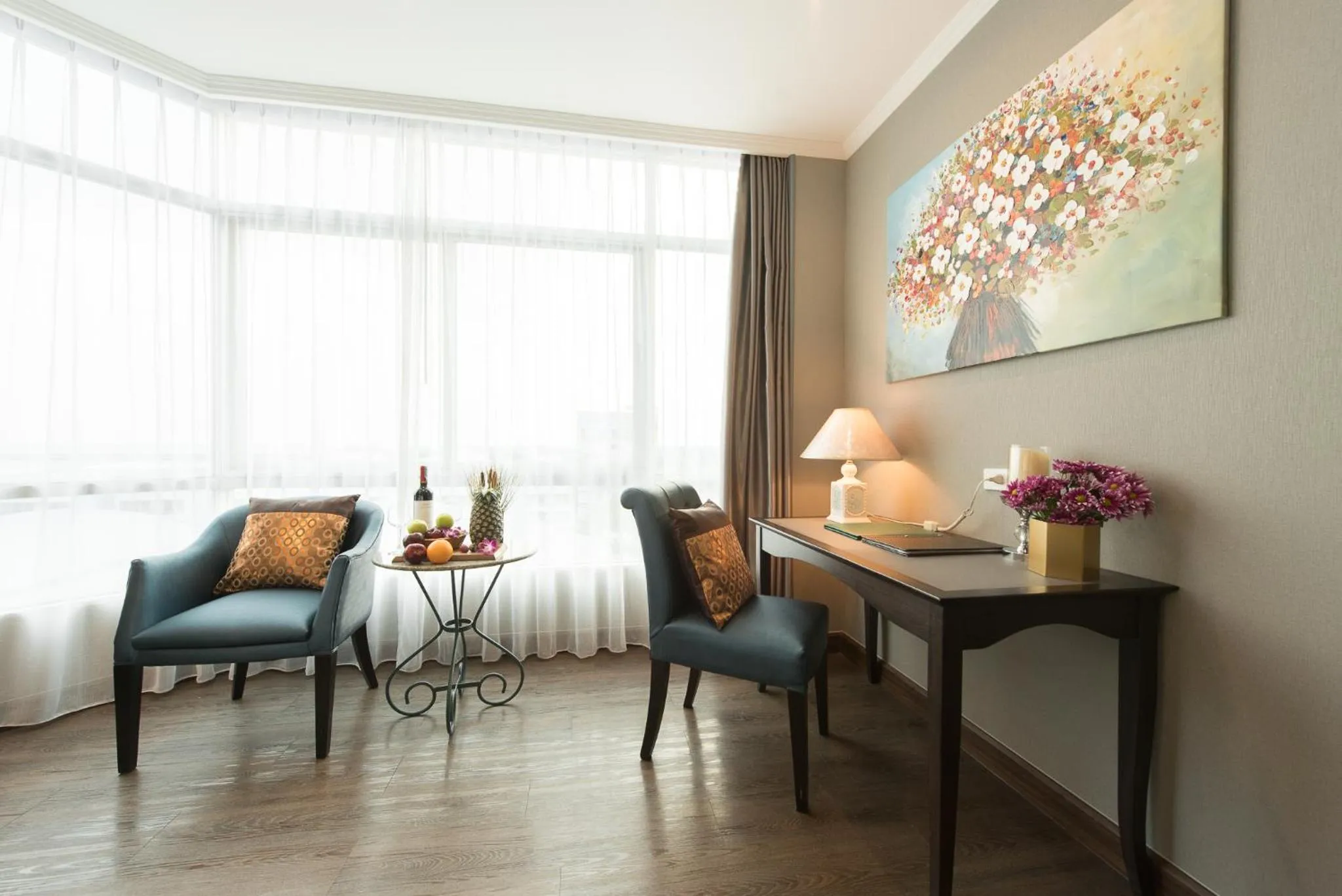 Seating area in Siam Mandarina Hotel - Free BKK Airport Shuttle