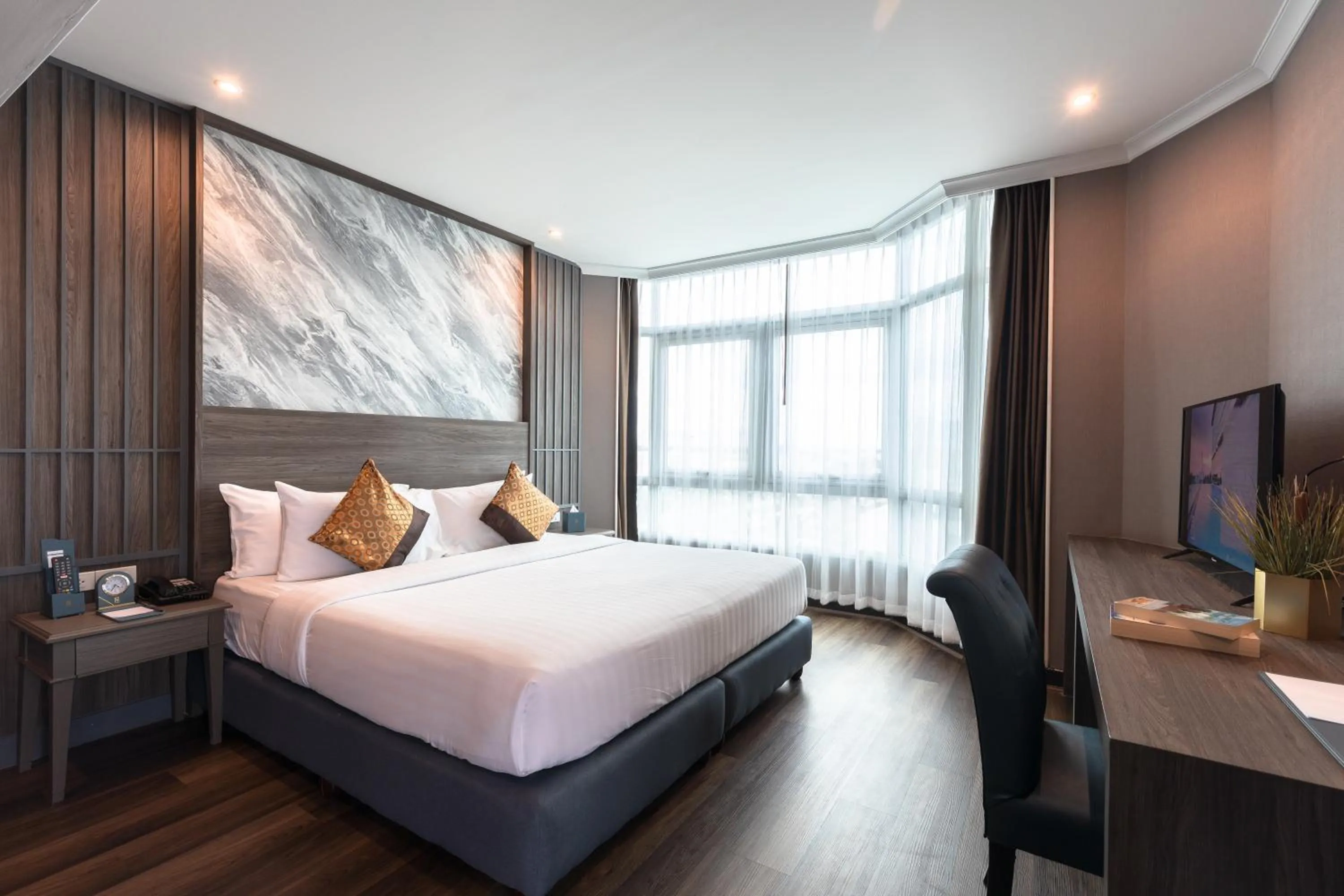 Bedroom, Bed in Siam Mandarina Hotel - Free BKK Airport Shuttle