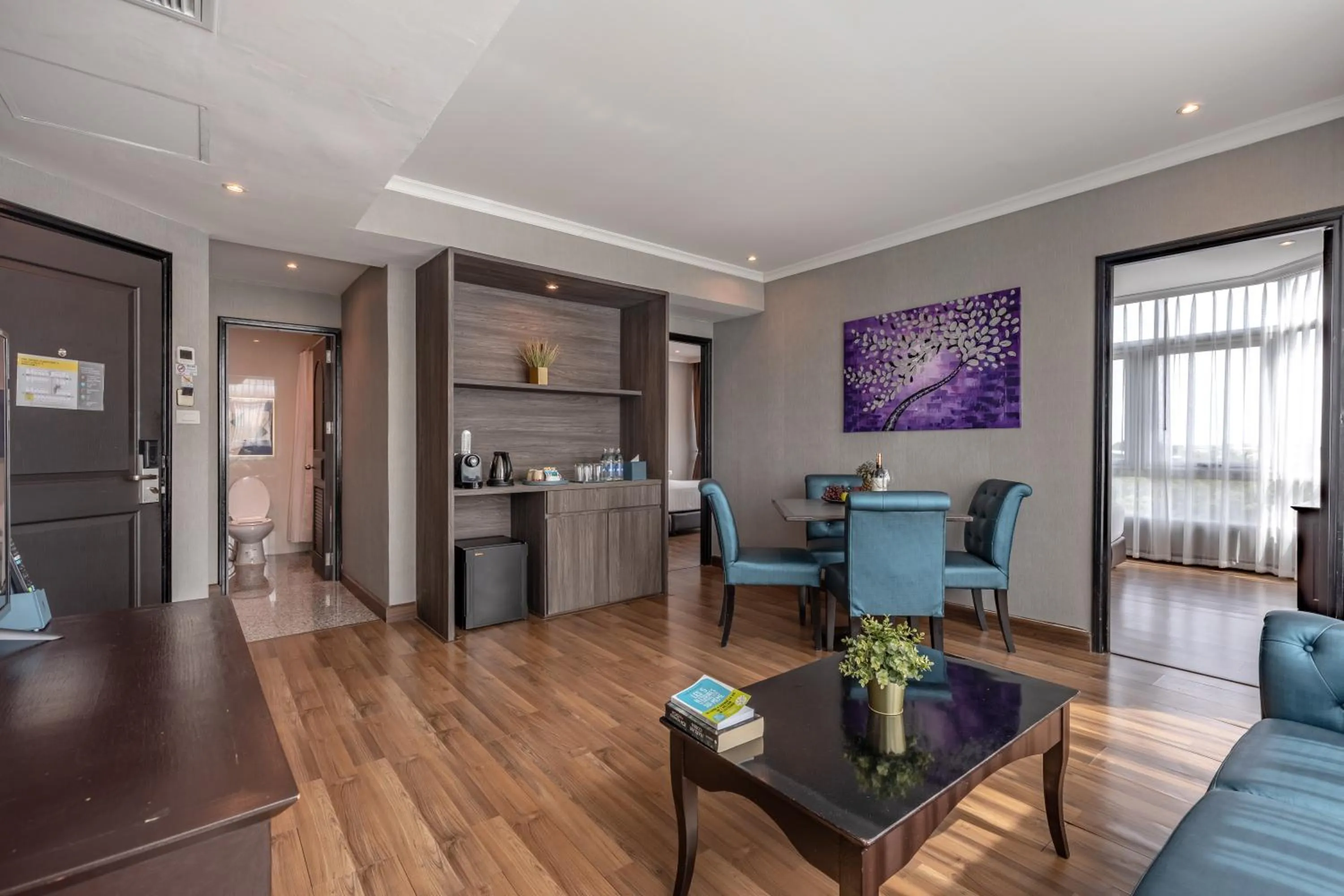 Living room in Siam Mandarina Hotel - Free BKK Airport Shuttle