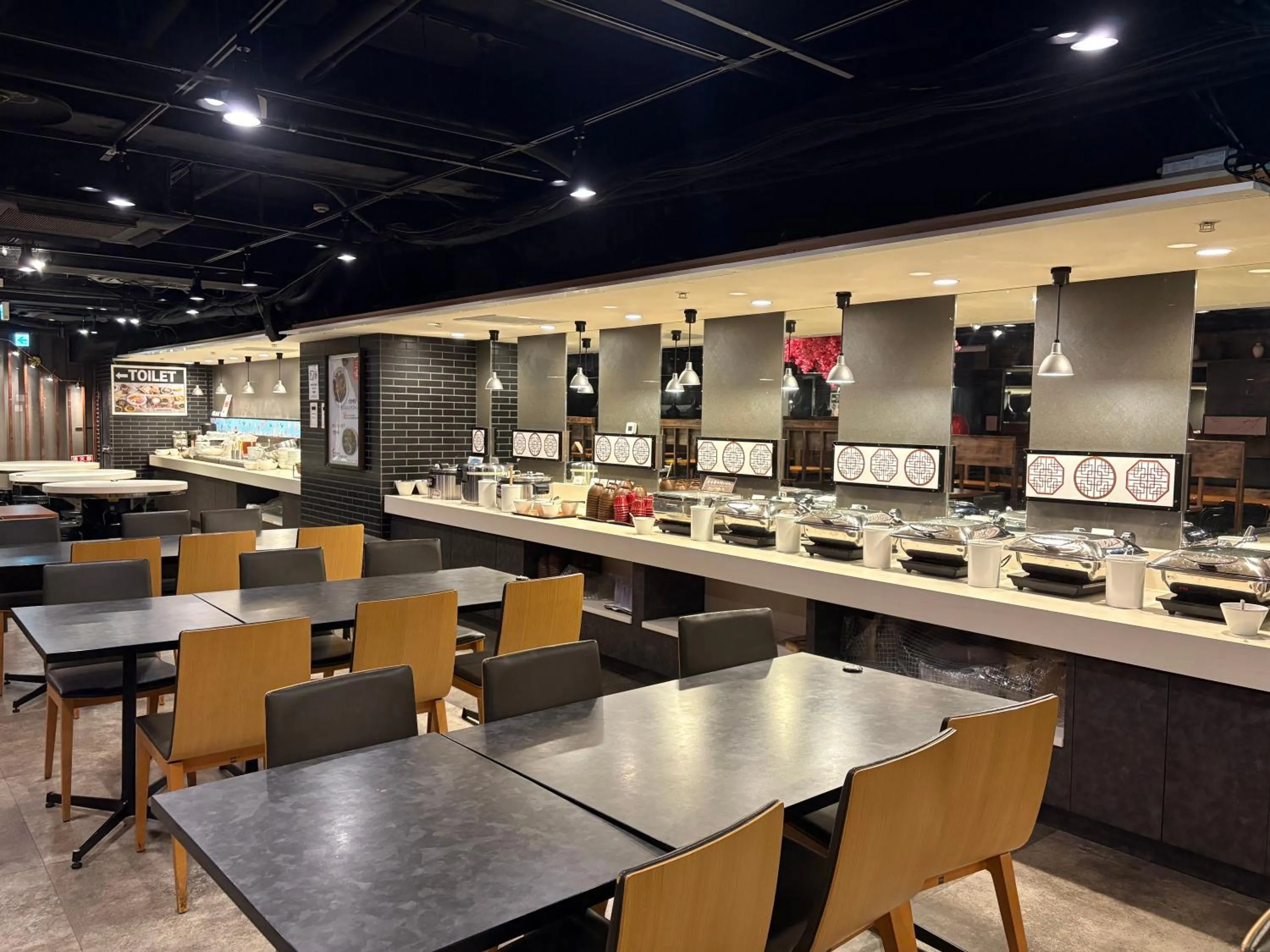 Restaurant/places to eat in Hotel Mystays Nagoya Nishiki