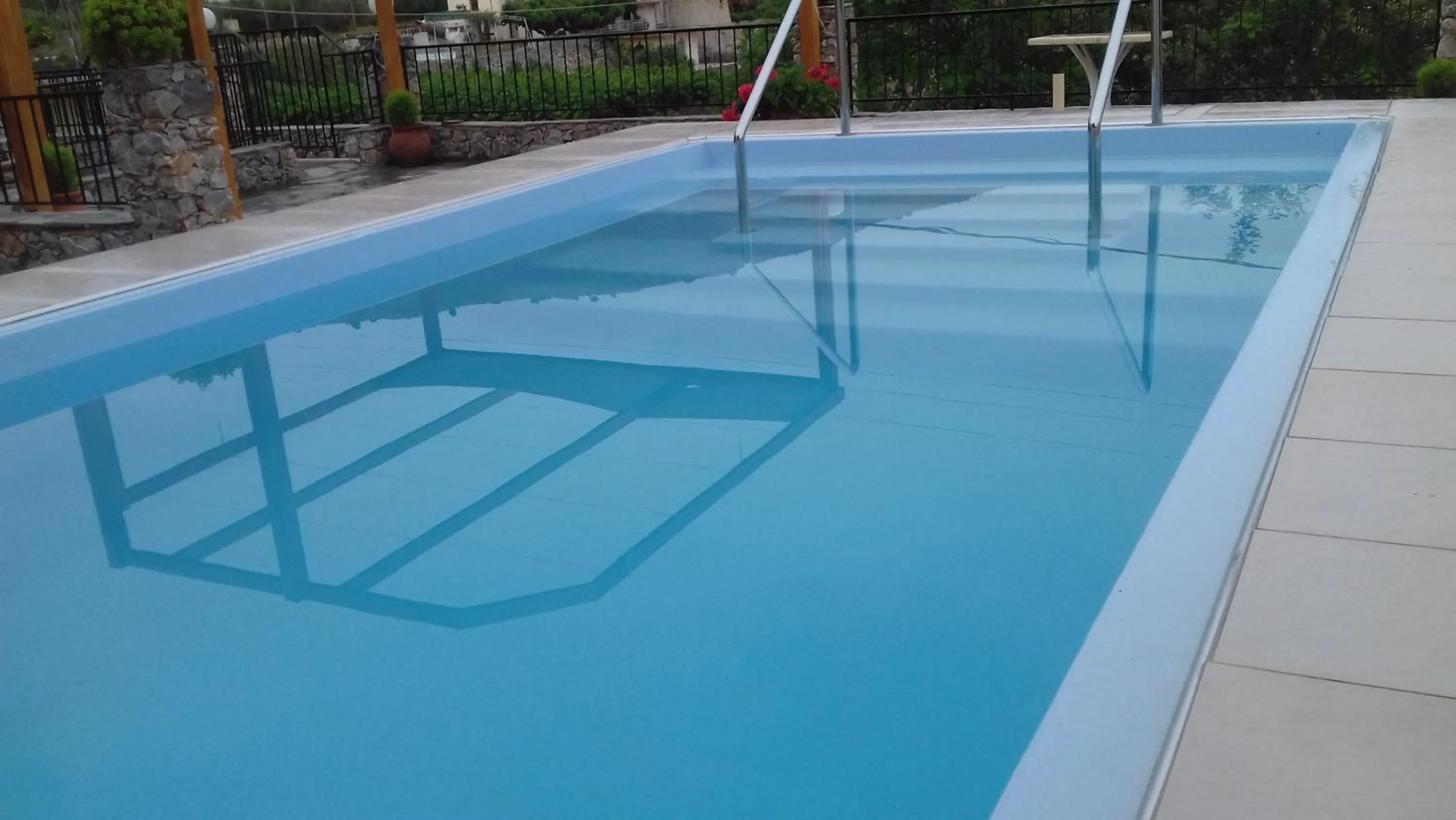 Facade/entrance in Irida