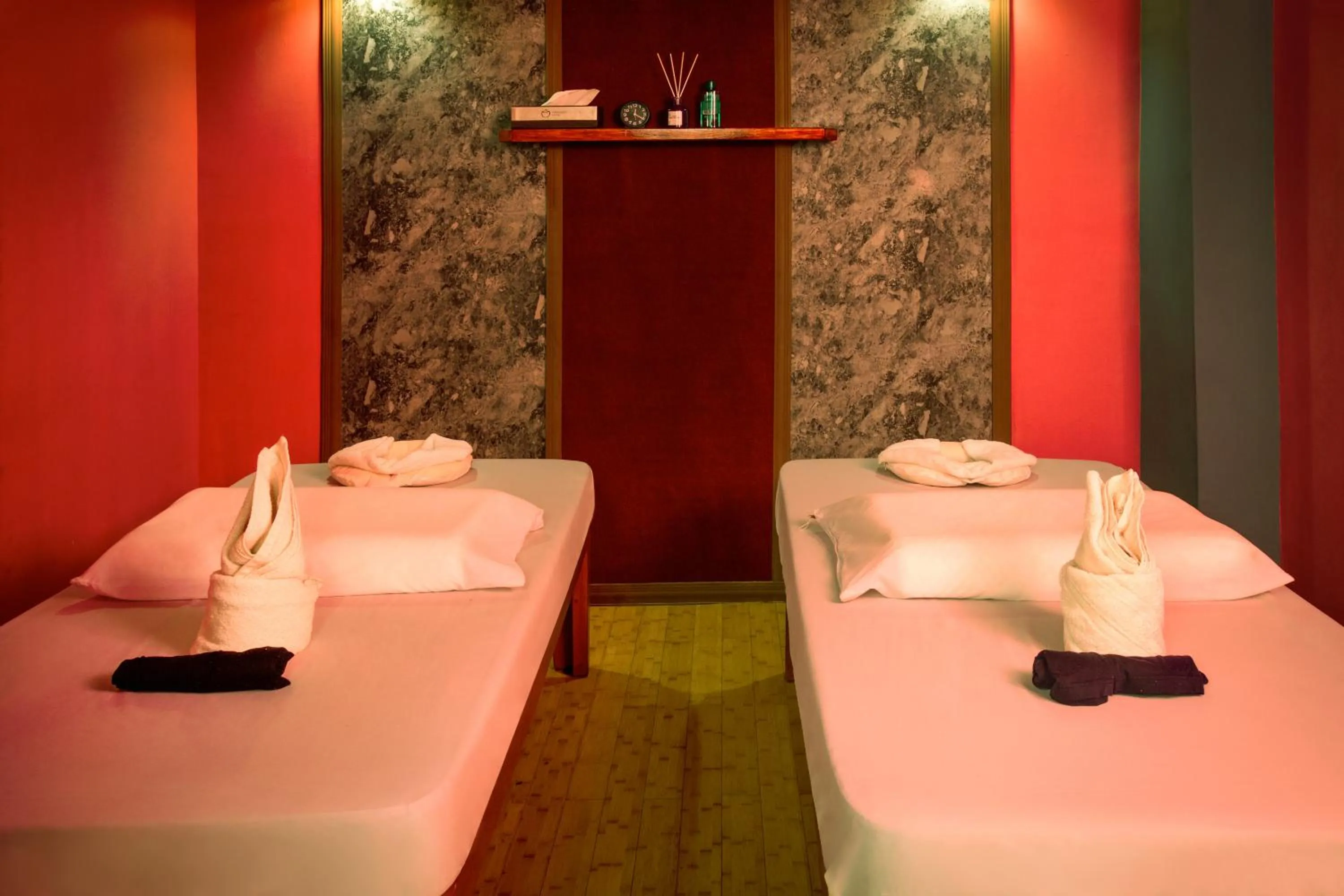 Massage, Bed in Appleton Boutique Hotel Mactan Cebu