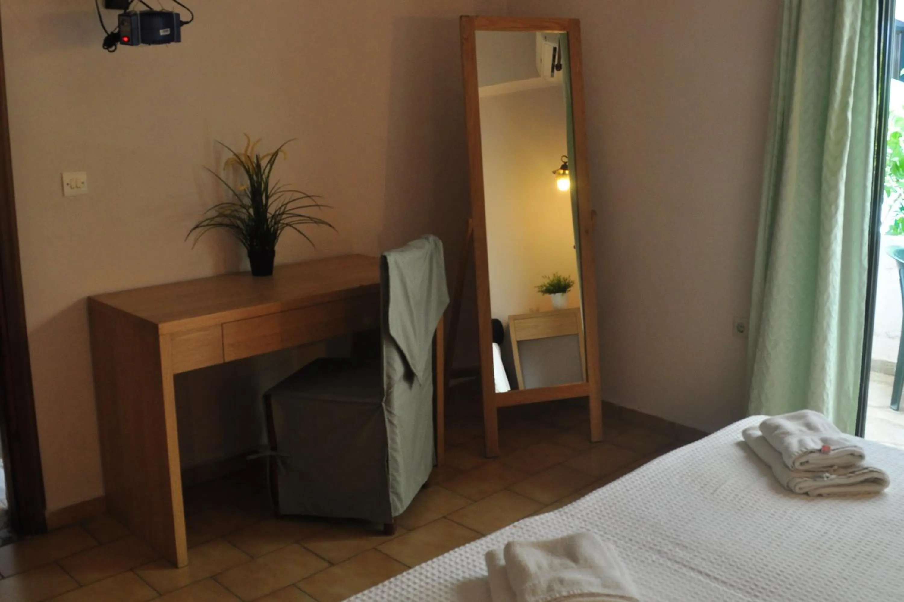 Photo of the whole room in Byzance Hotel