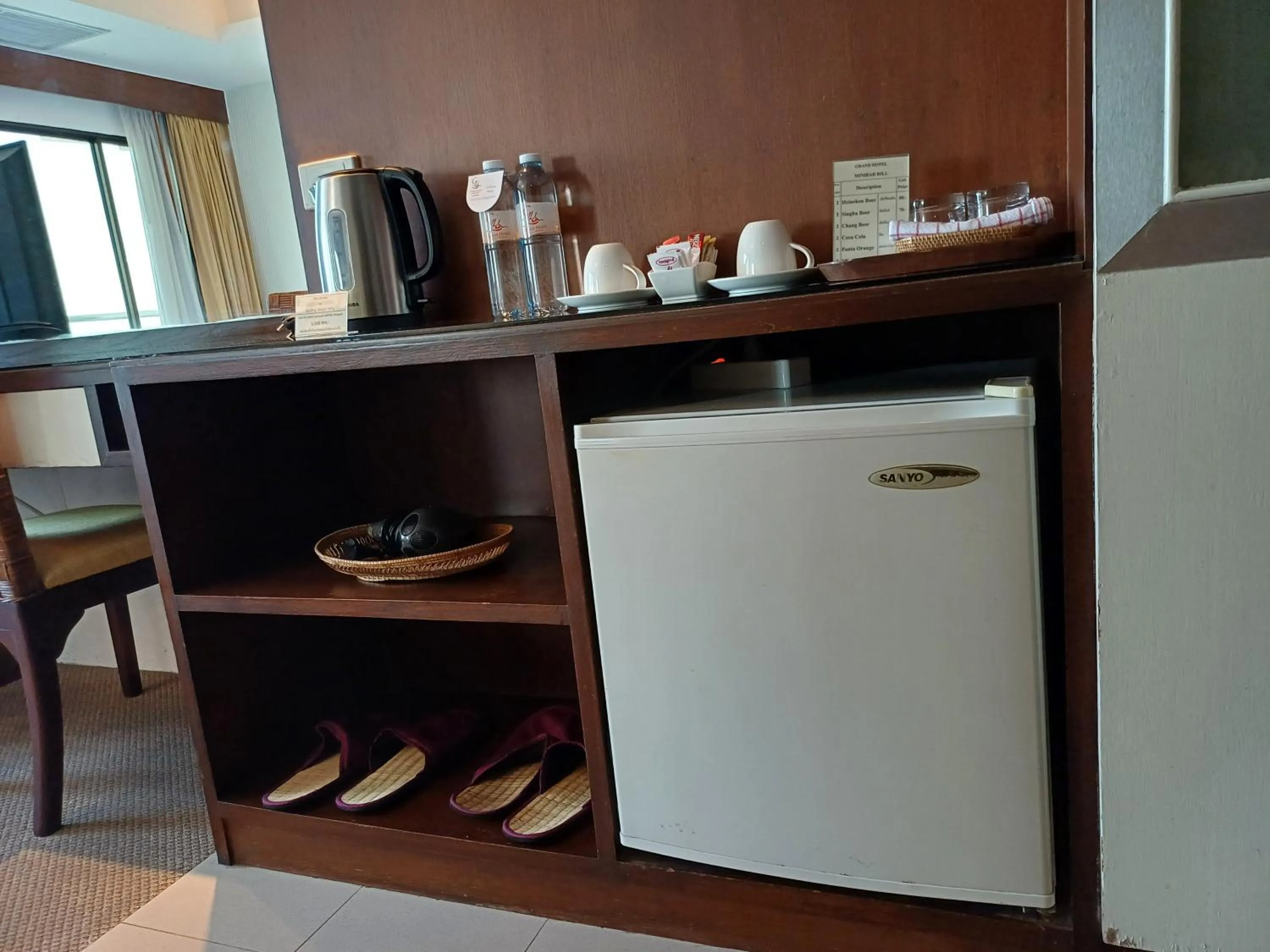 Photo of the whole room in Grand Hotel