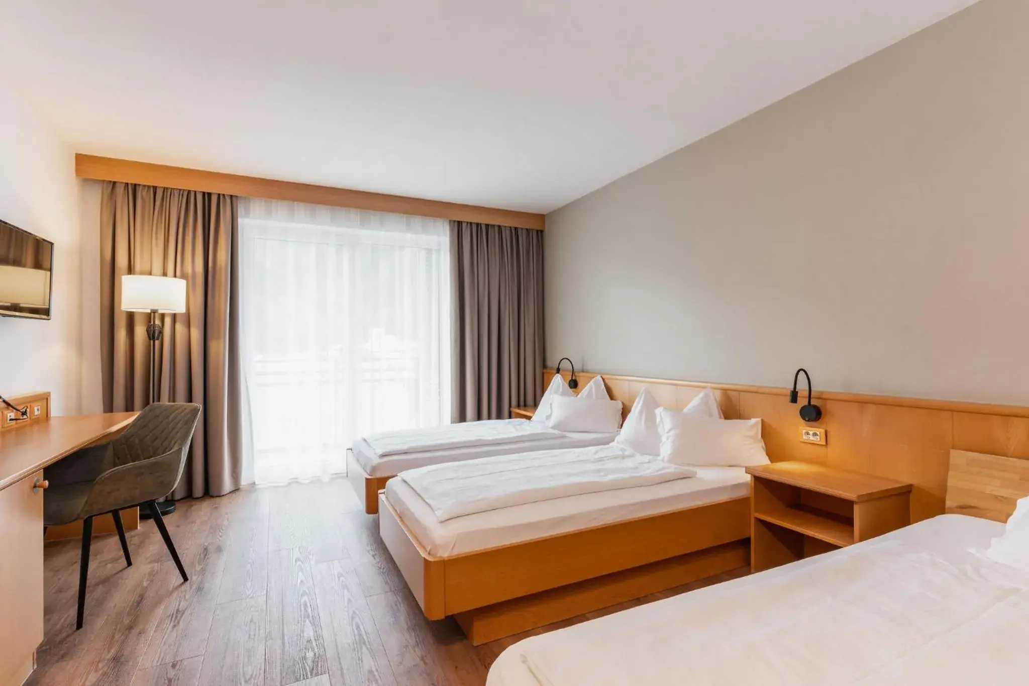 Double Room in Hotel Brenner - Stop & Go Double Room in Hotel Brenner - Stop & Go