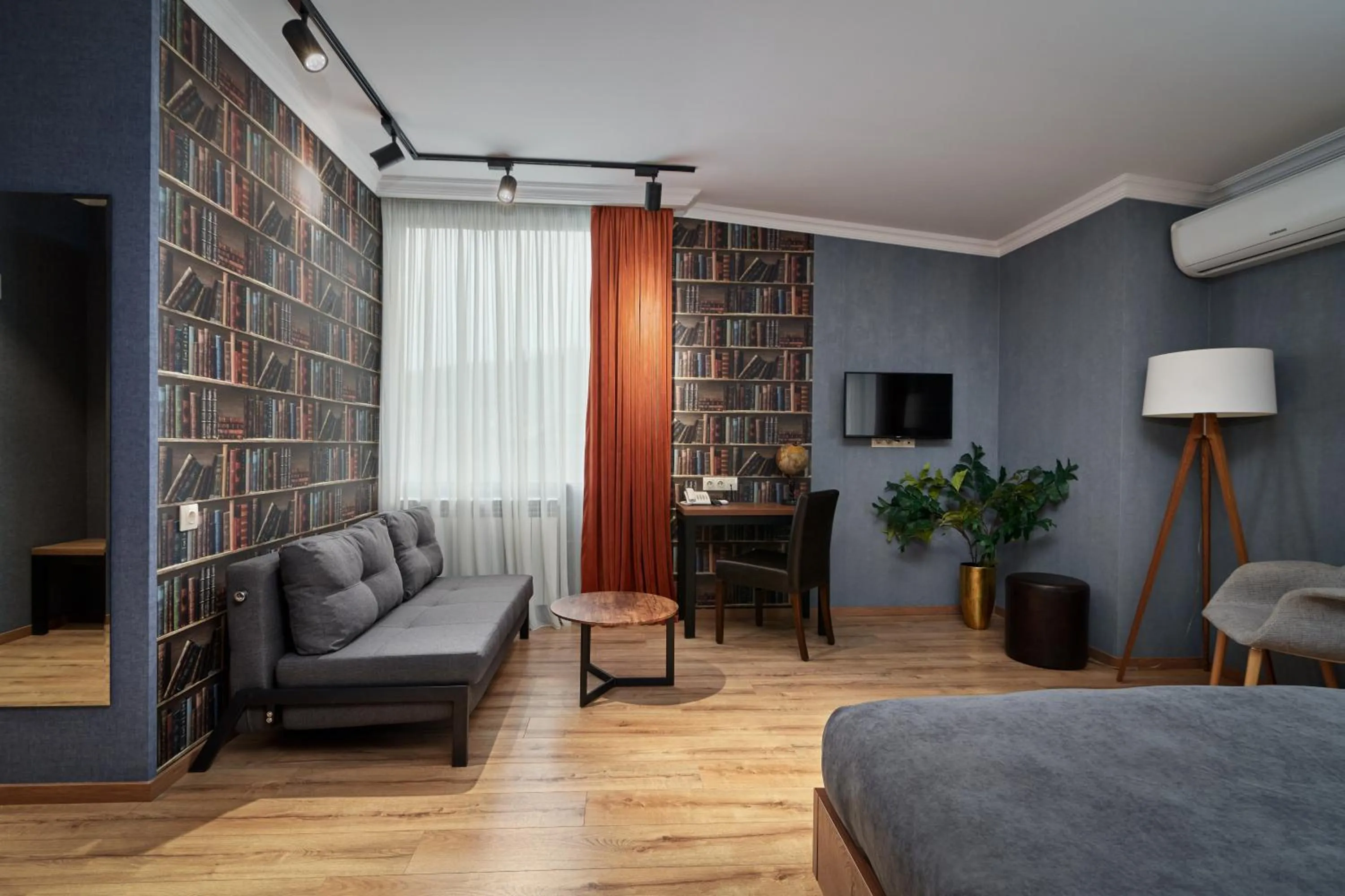 Bedroom in Hotel City