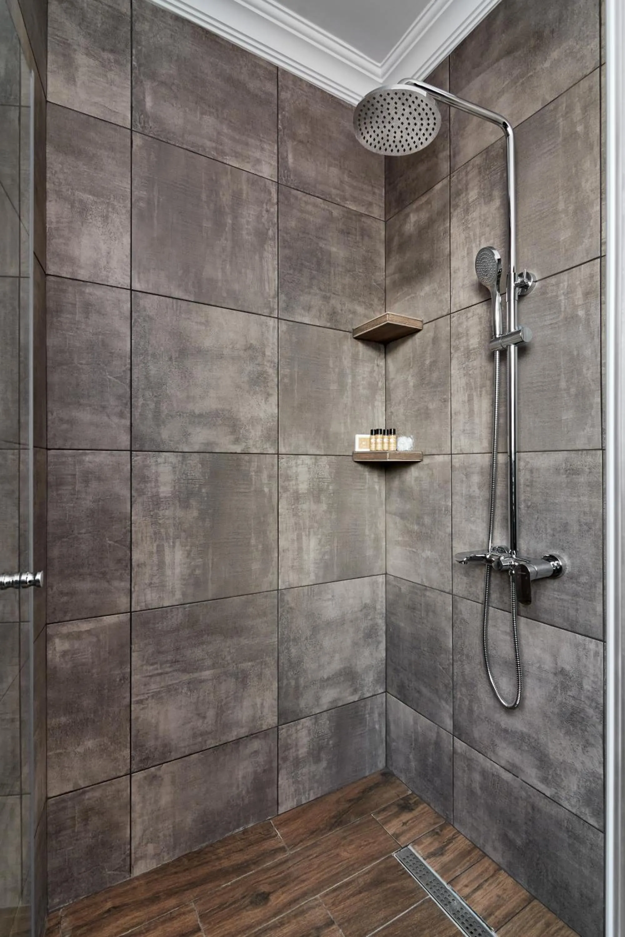 Bathroom in Hotel City