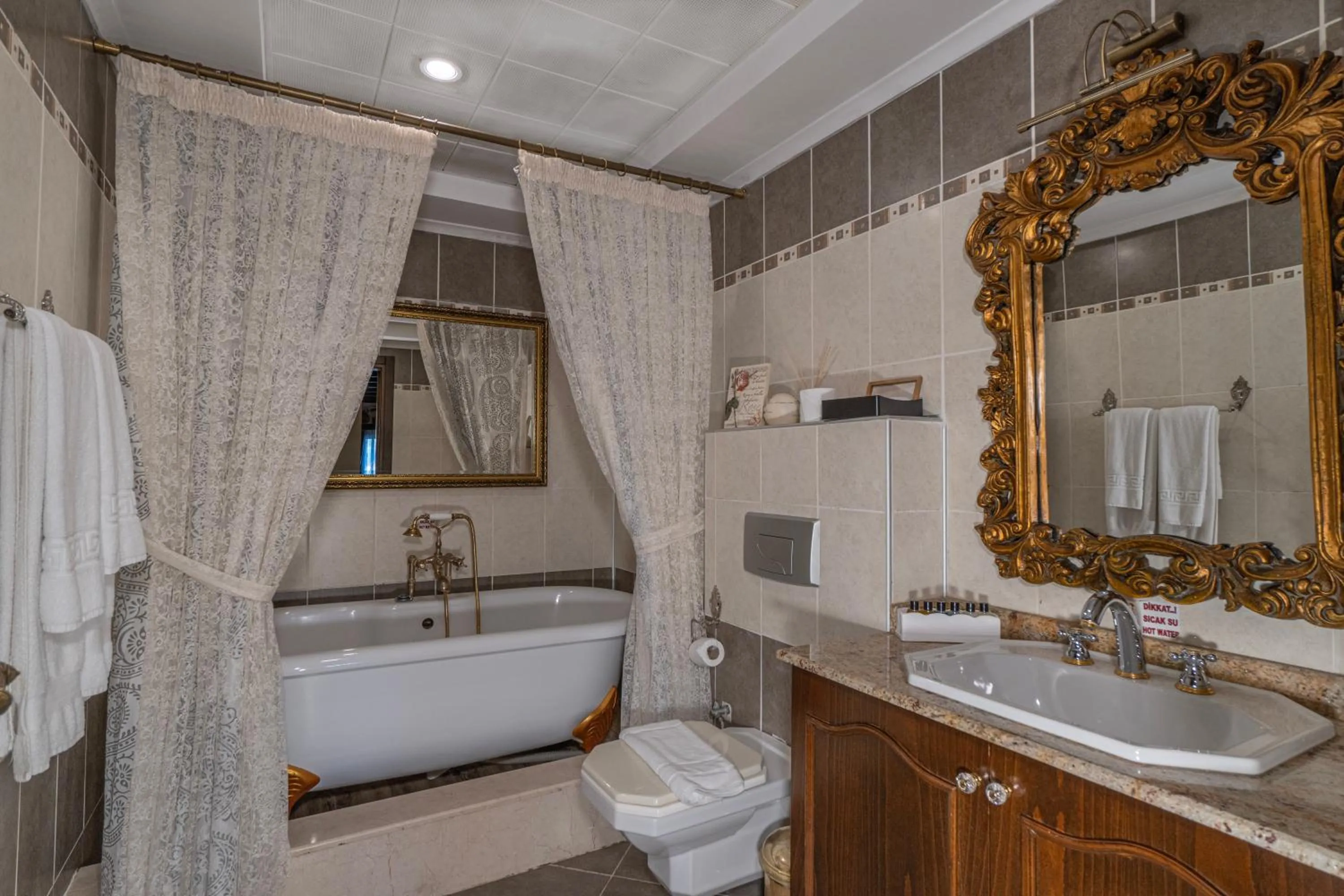 Shower in Harmony Butik Otel