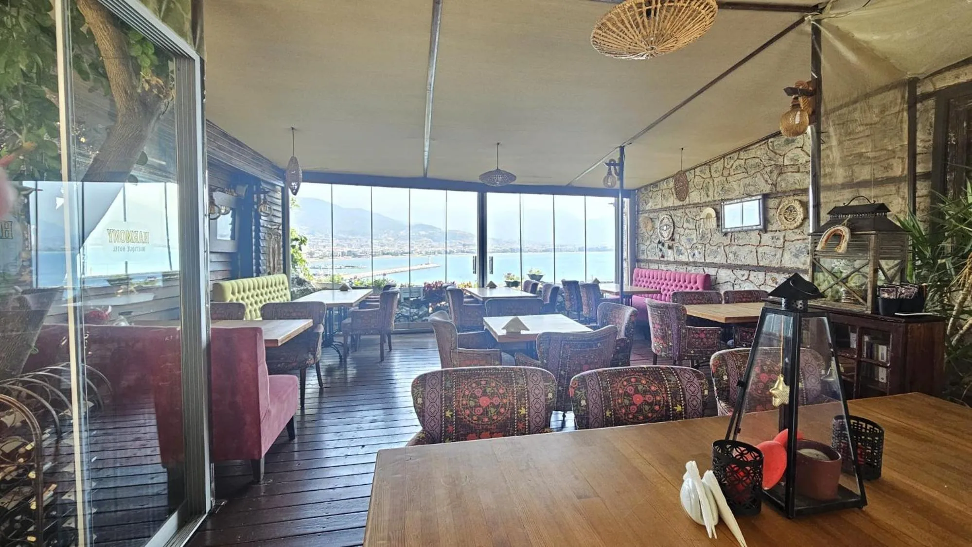 Restaurant/places to eat in Harmony Butik Otel