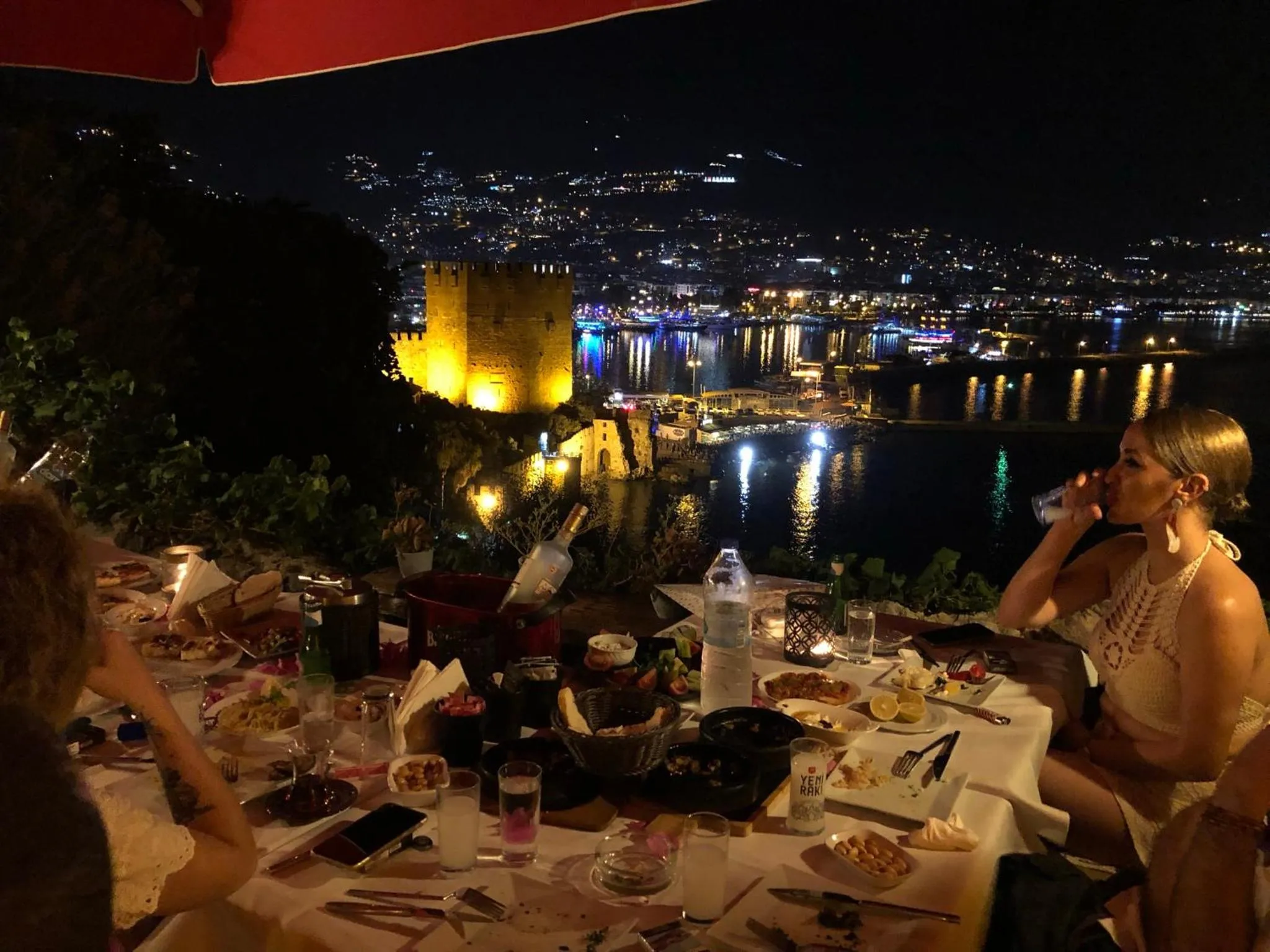 Restaurant/places to eat in Harmony Butik Otel