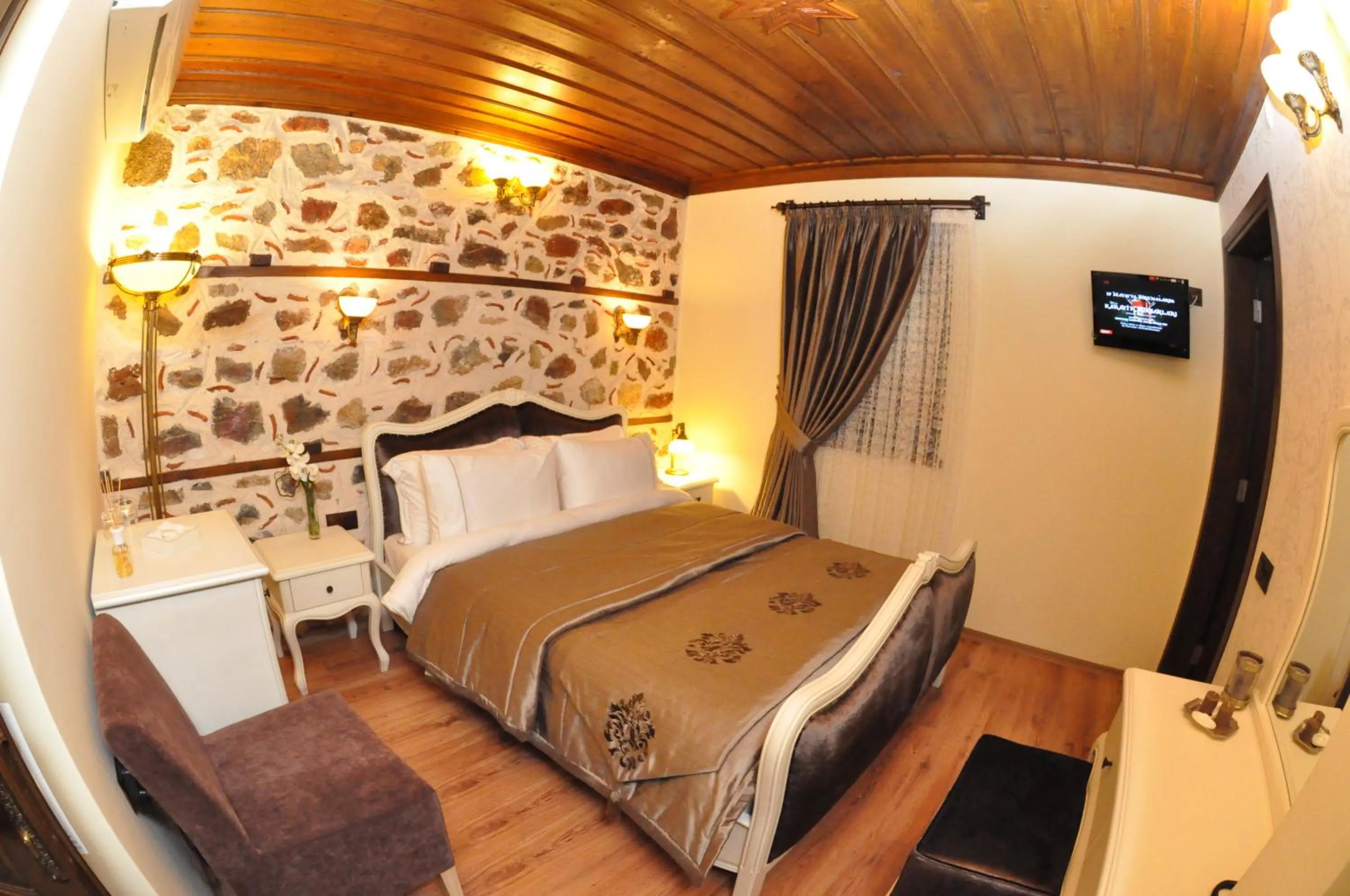 Decorative detail, Bed in Harmony Butik Otel