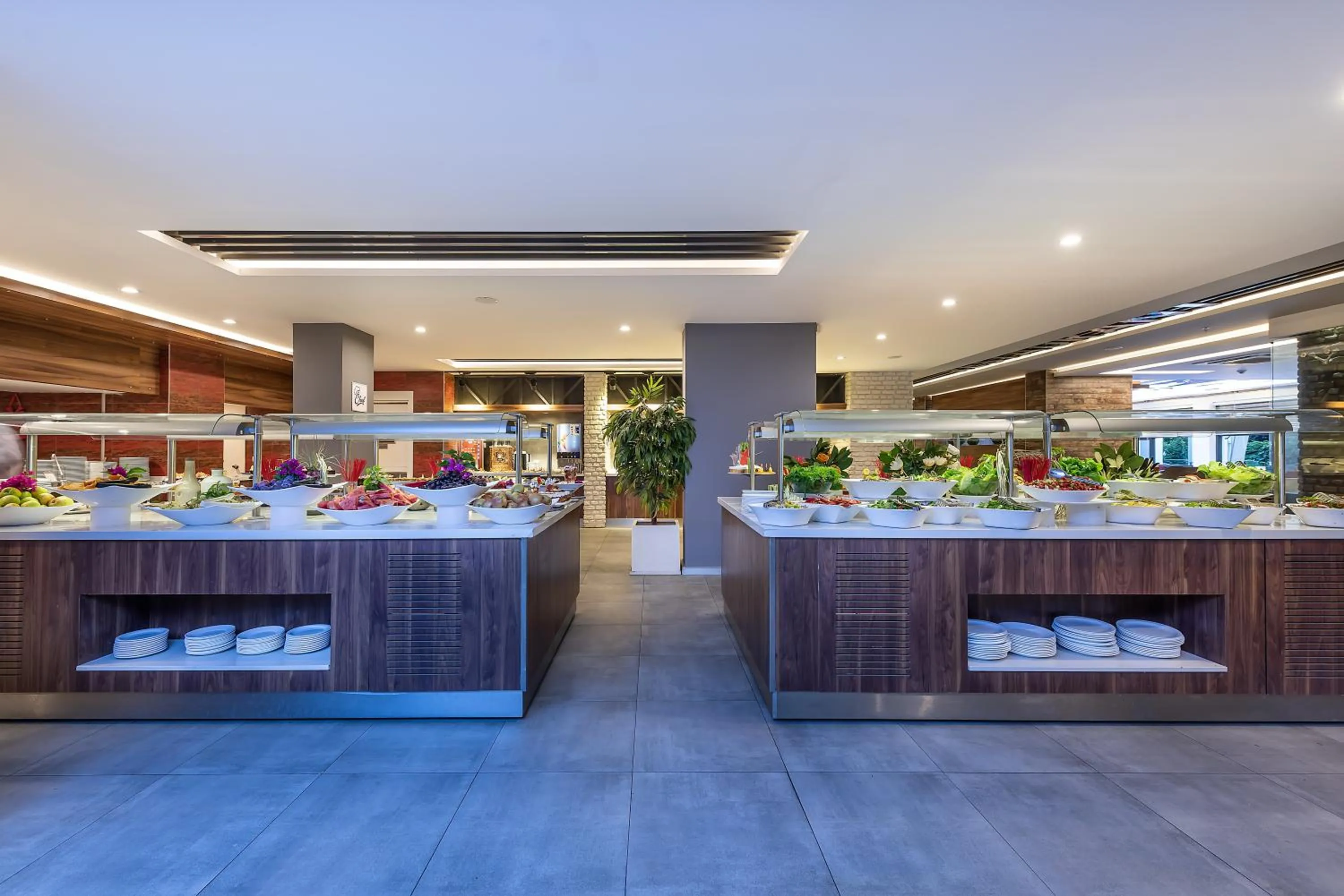 Buffet breakfast in White City Beach Adult Only