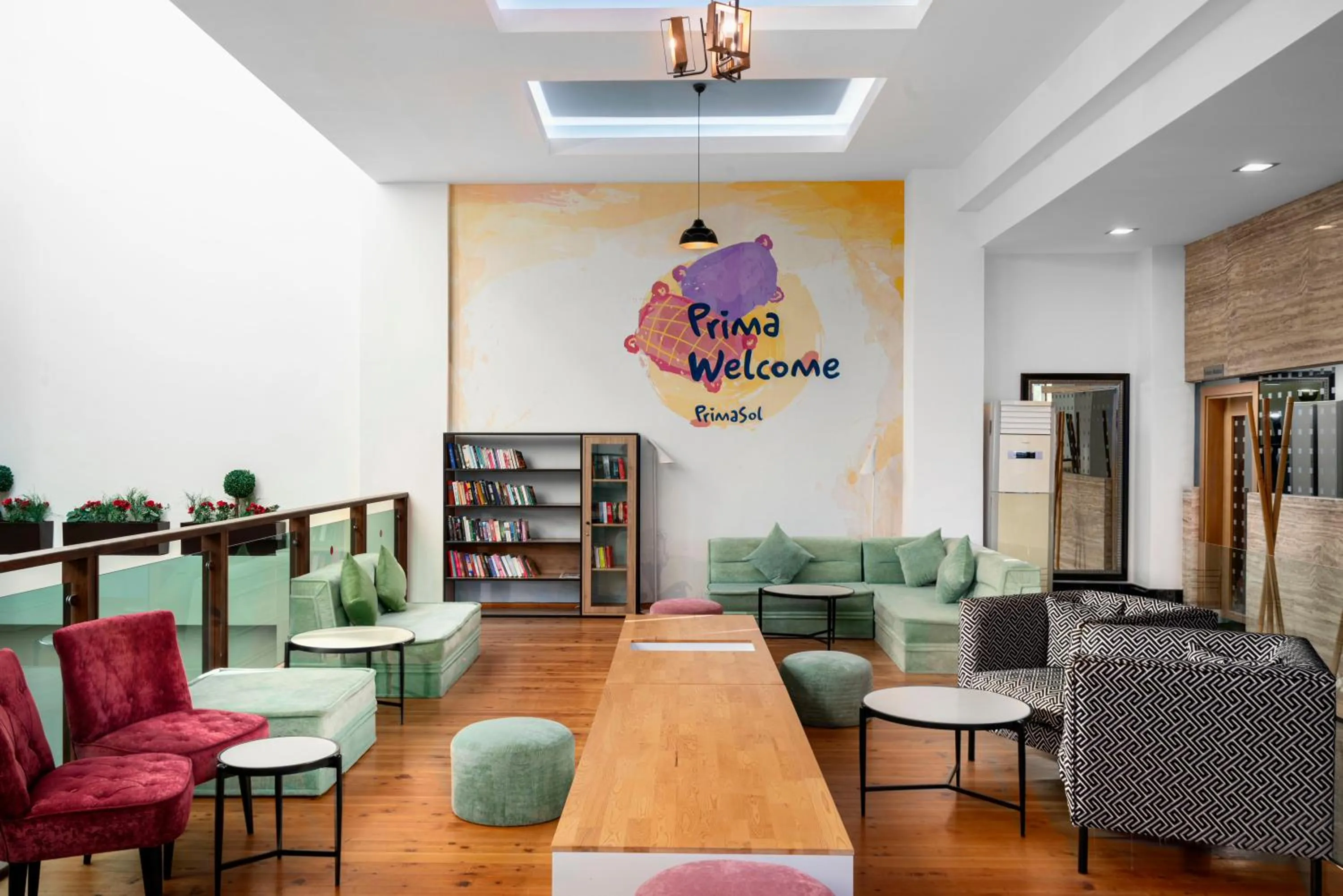 Library in Telatiye Resort Hotel