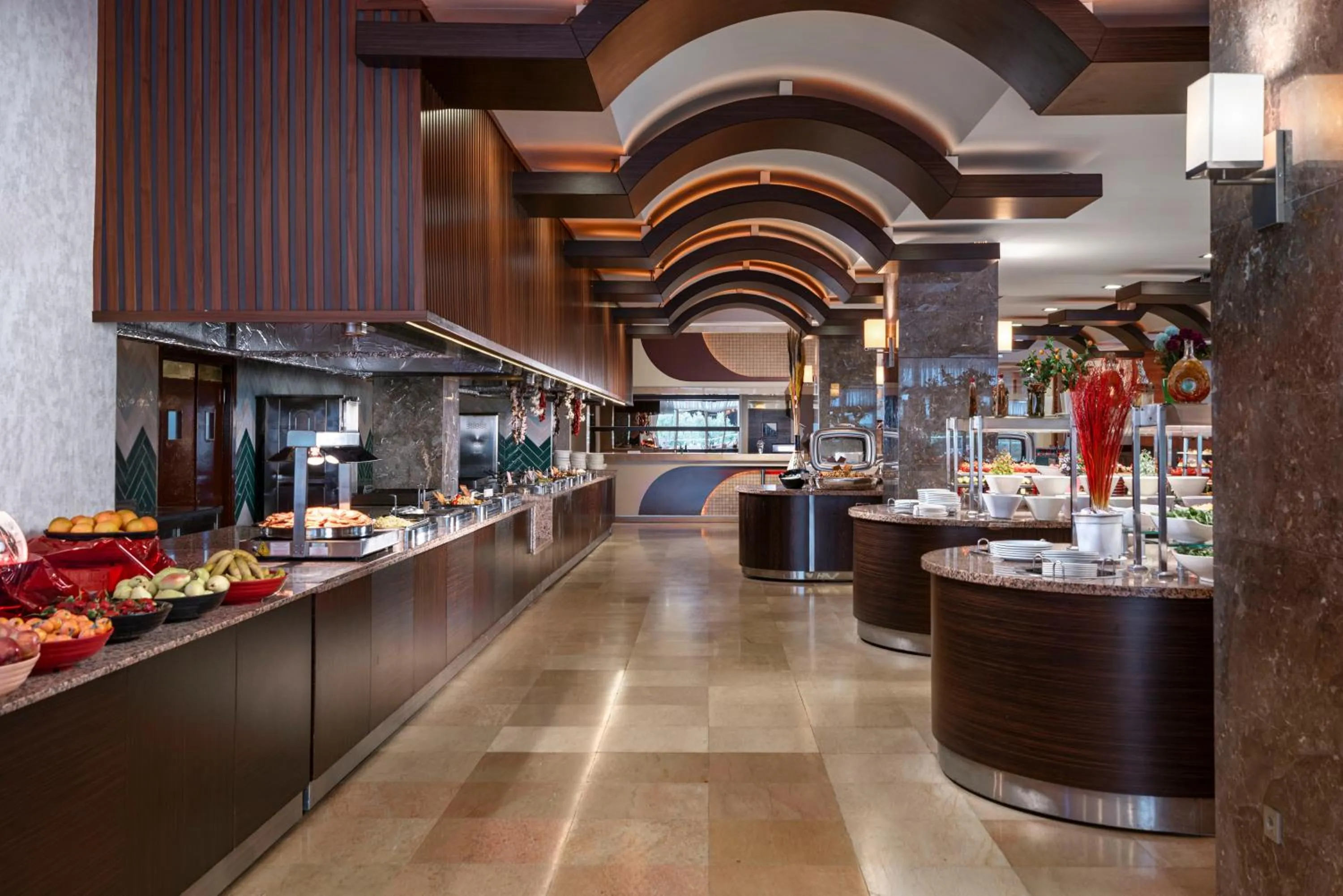 Restaurant/places to eat in Telatiye Resort Hotel