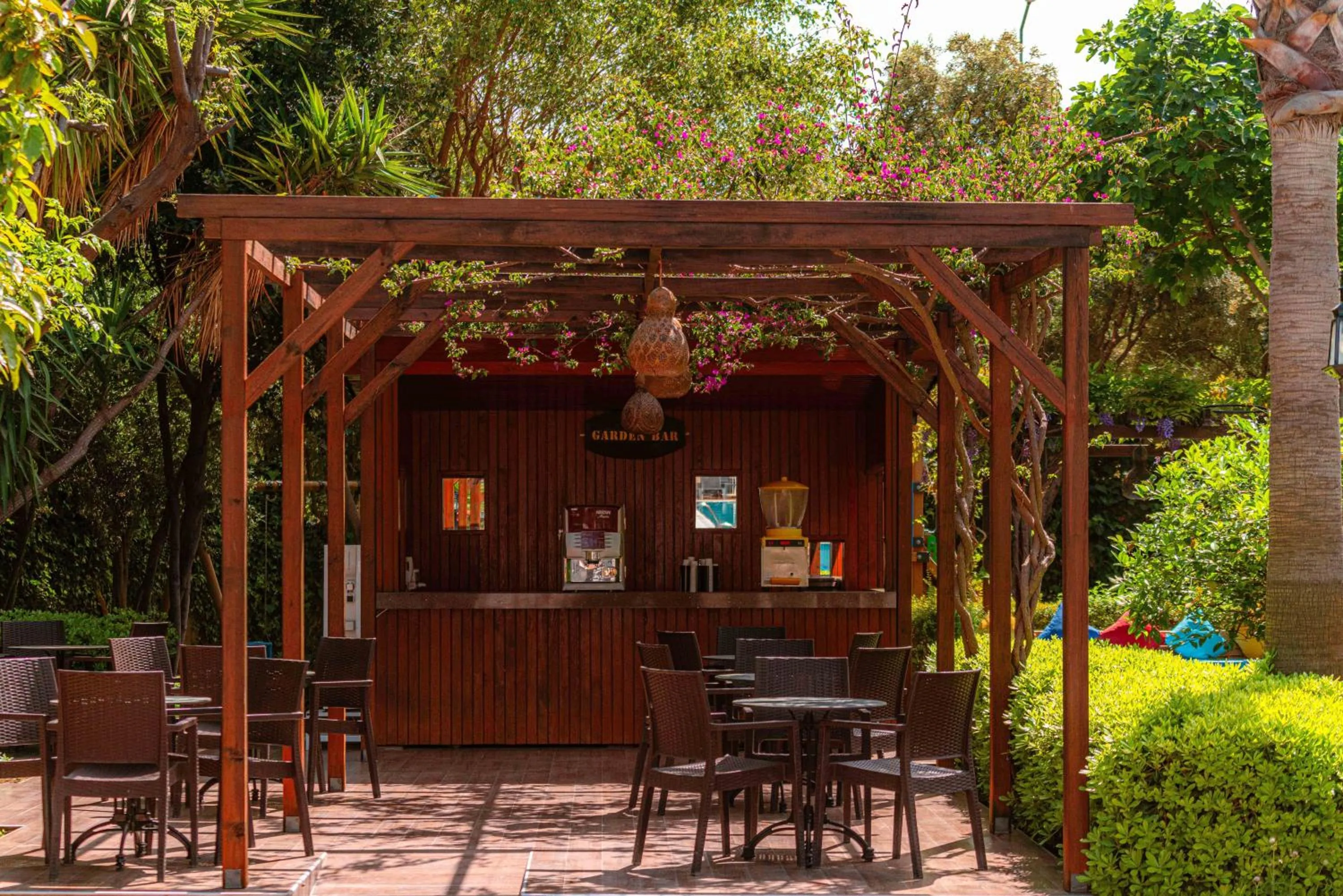 Garden in Telatiye Resort Hotel