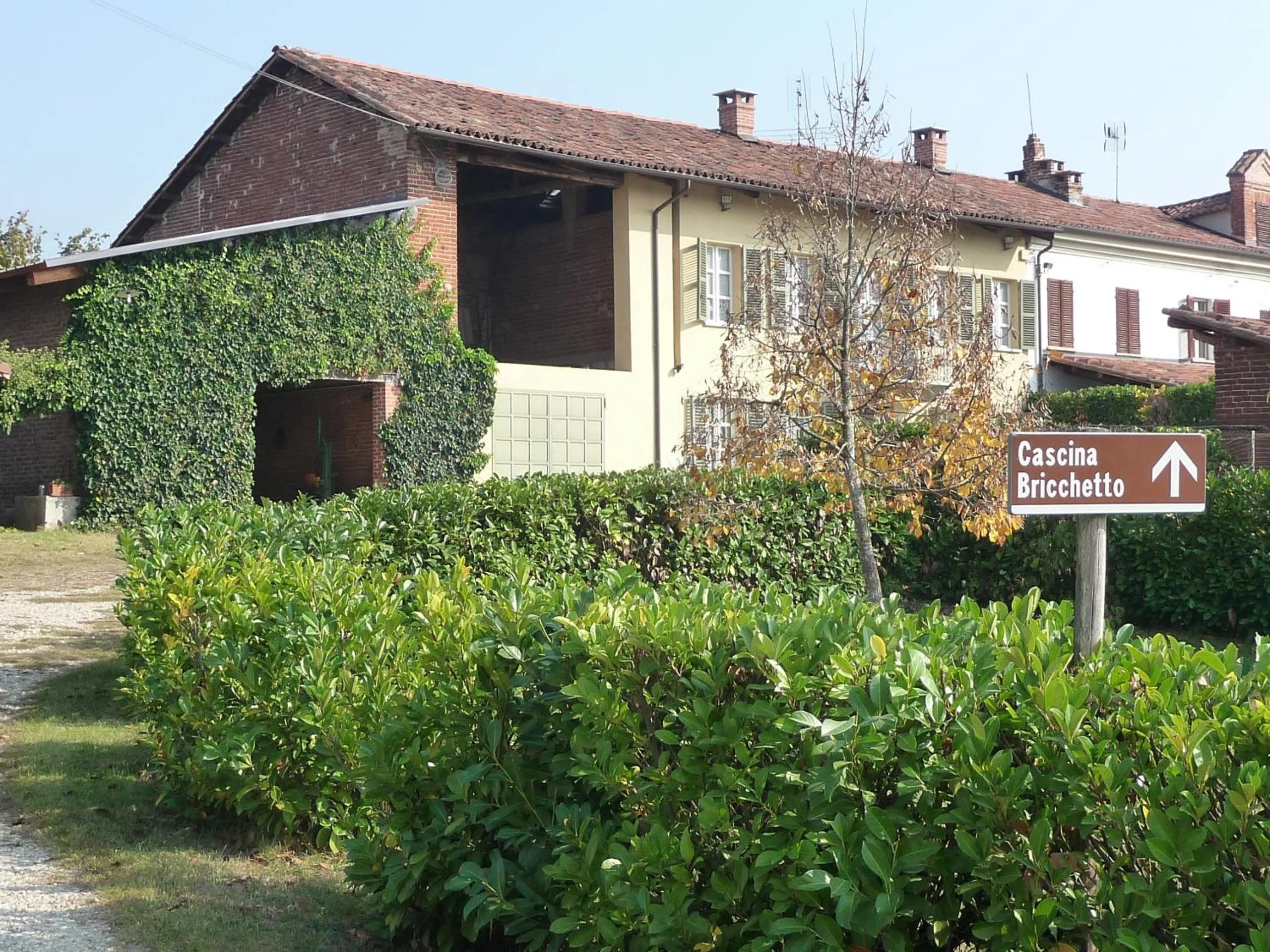 Garden view in B&B Cascina Bricchetto
